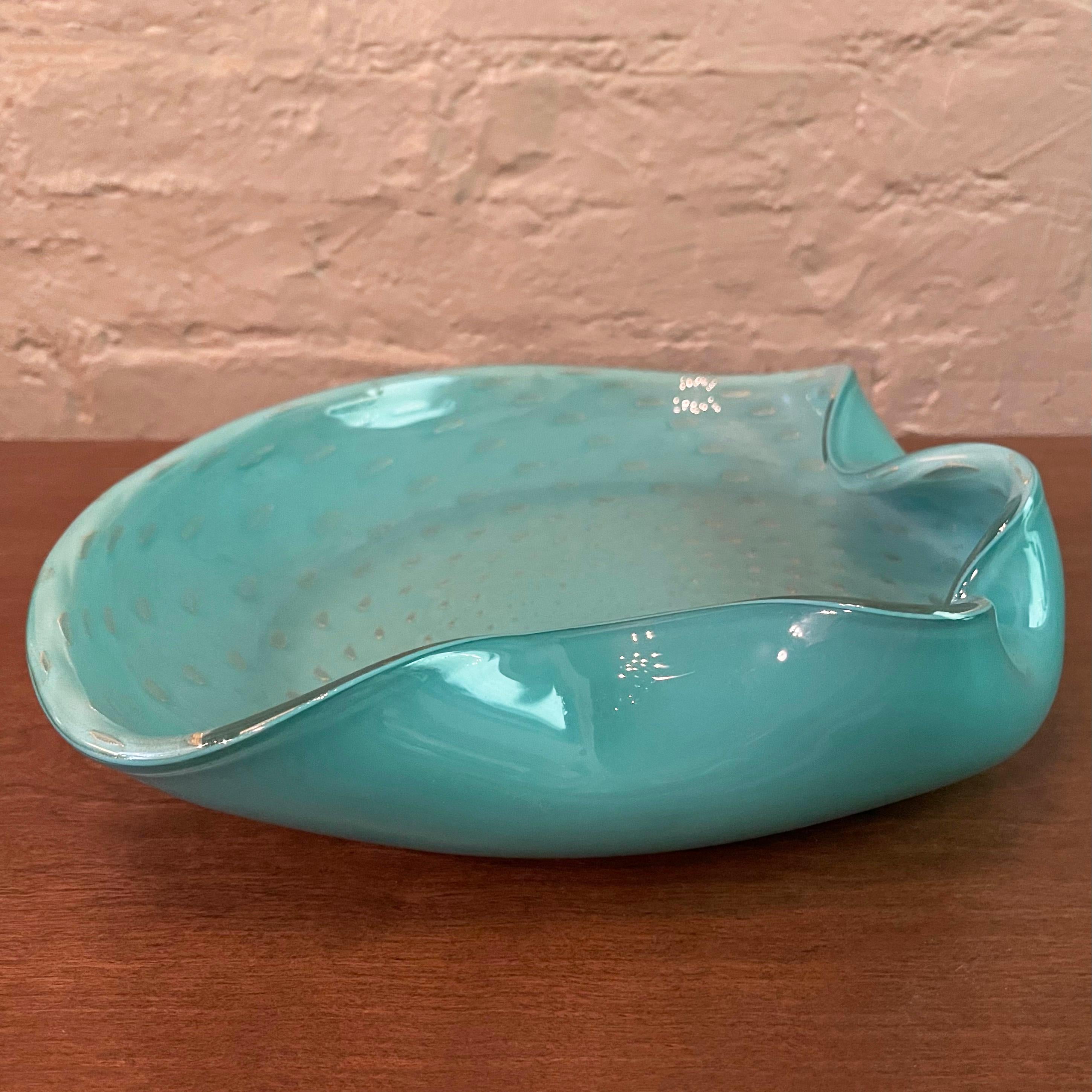 Large Italian Mid-Century Blue Murano Glass Clamshell Dish For Sale 1
