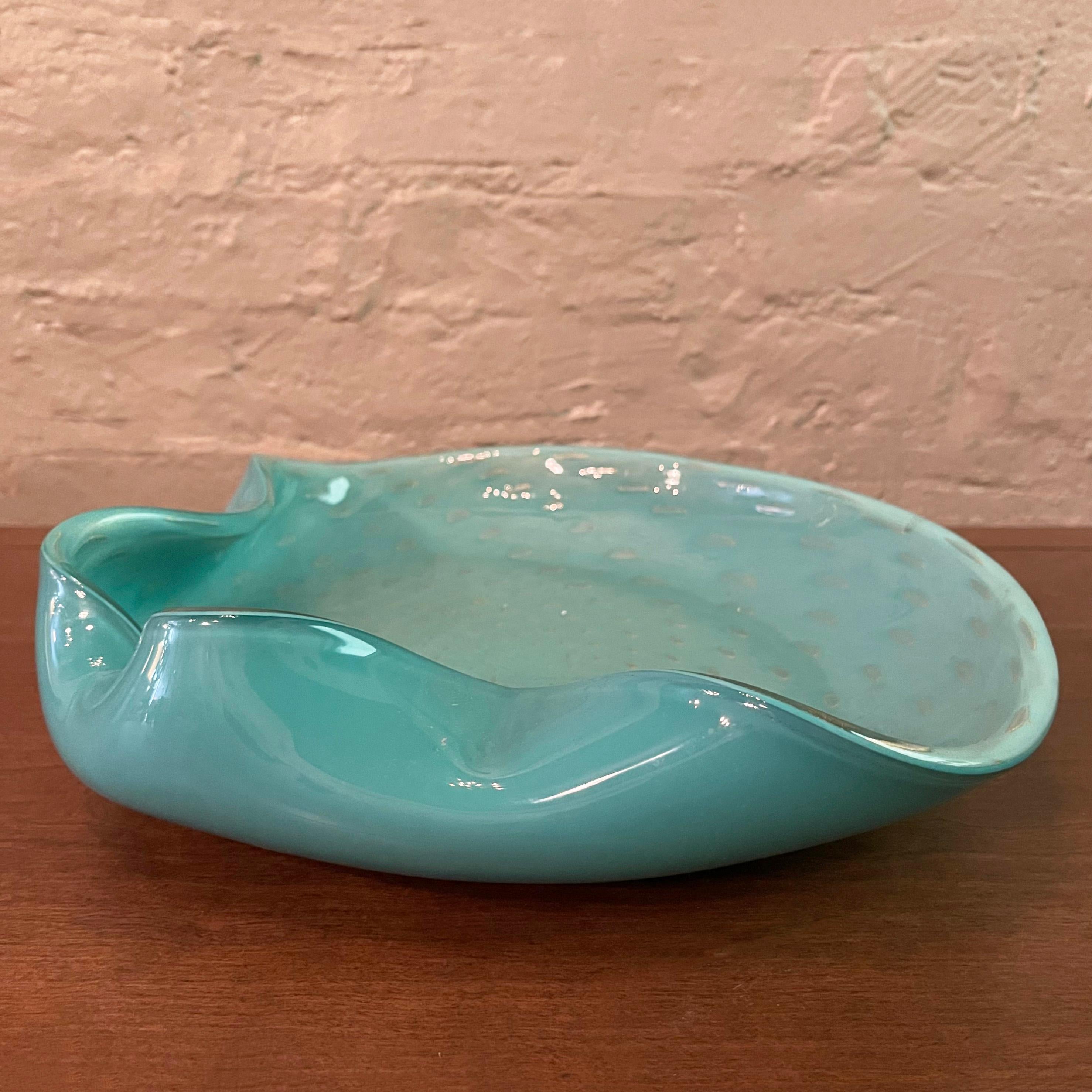Large Italian Mid-Century Blue Murano Glass Clamshell Dish For Sale 2