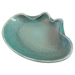 Gran plato bivalvo italiano de mediados de siglo de cristal de Murano azul