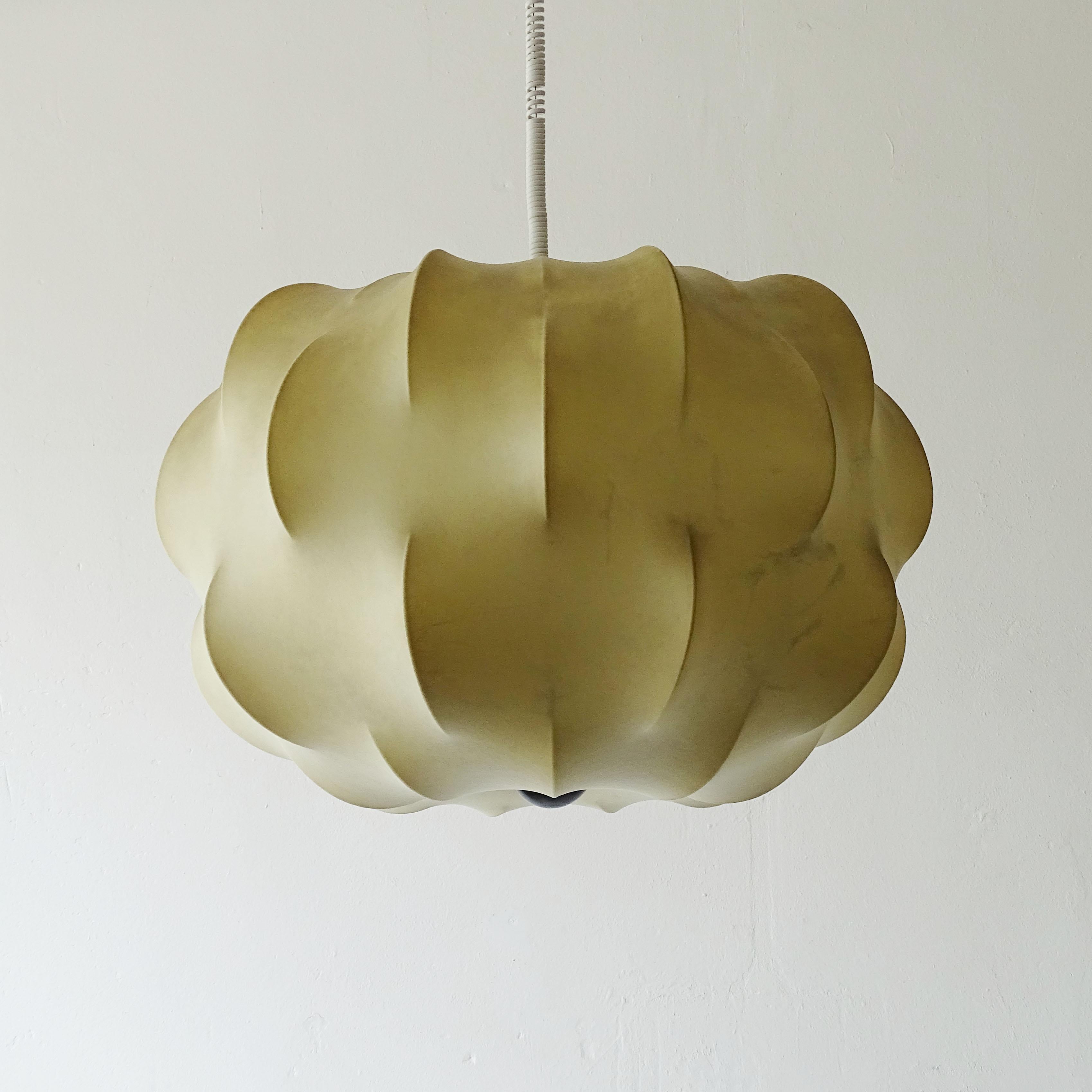 Large Italian Mid Century Cocoon Nuvola Chandelier, Tobia Scarpa for Flos, 1962 9
