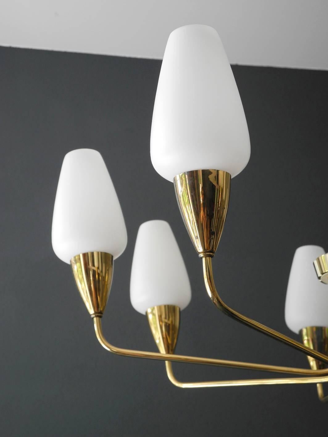 Large Italian Mid-Century Modern Brass Chandelier with Glass Shades 5