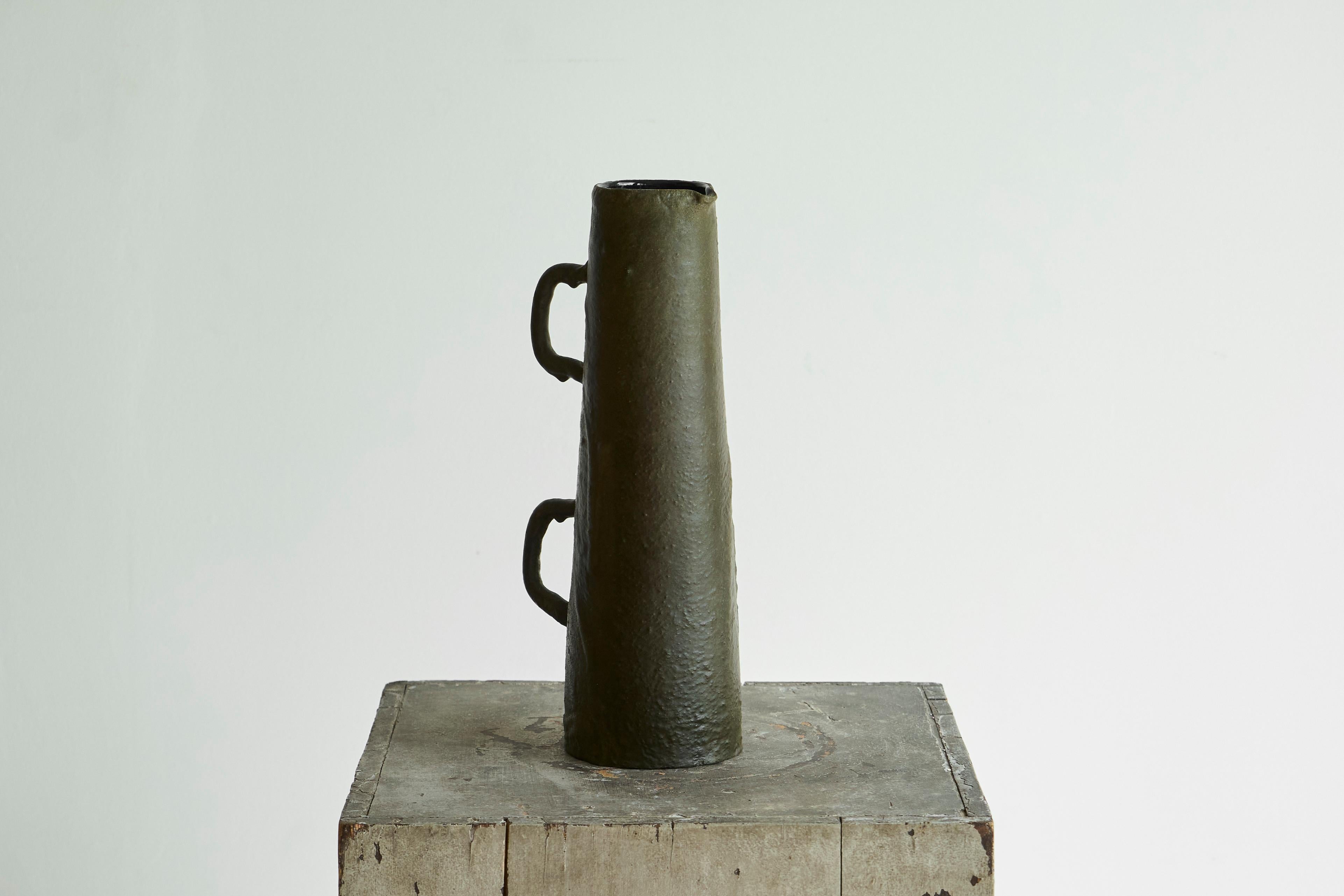 Gran jarra italiana de cerámica Studio Pottery de mediados de siglo 1960 Moderno de mediados de siglo en venta