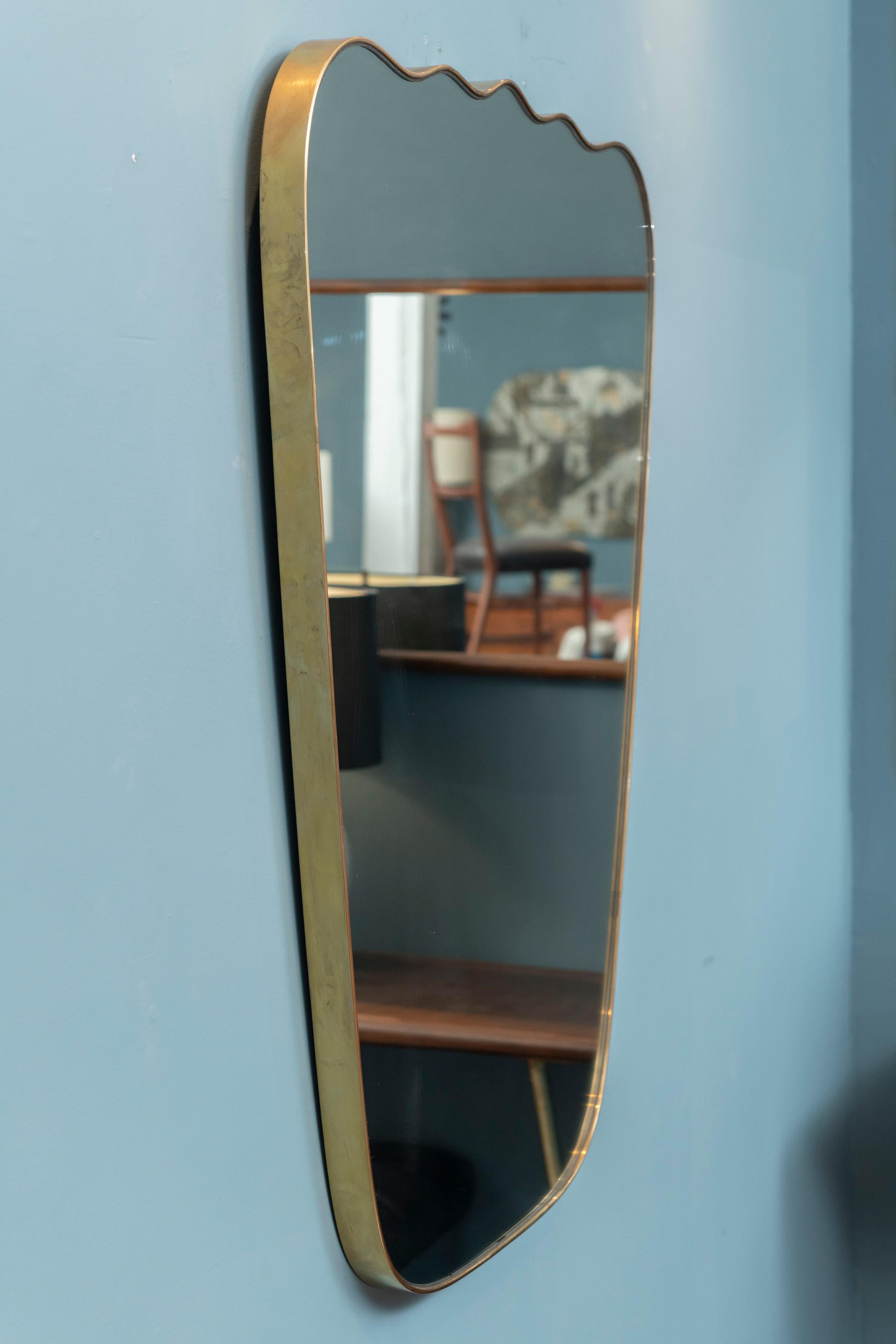 XXIe siècle et contemporain Grand miroir mural italien de style mi-siècle en vente