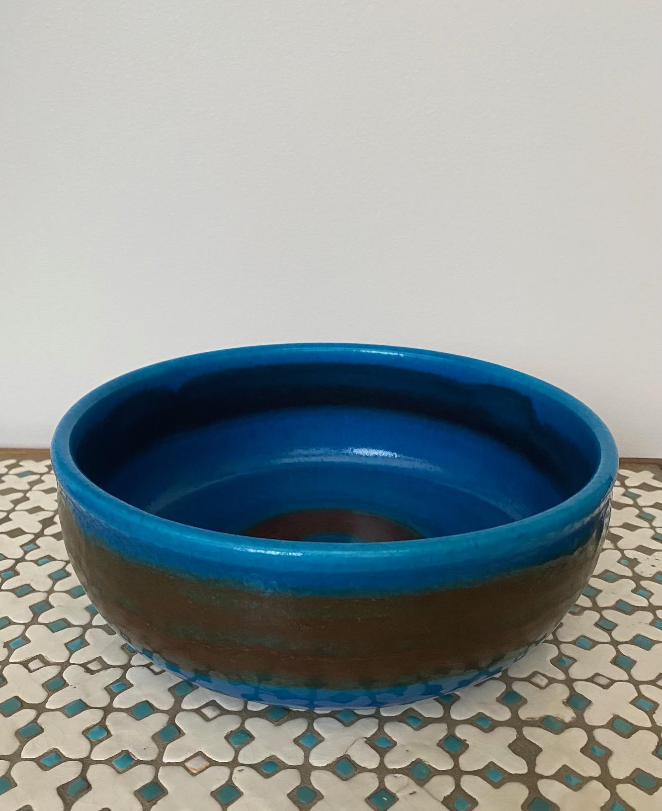 Large Italian Midcentury Ceramic Bowl Signed by Guido Gambone In Good Condition In Paris, FR