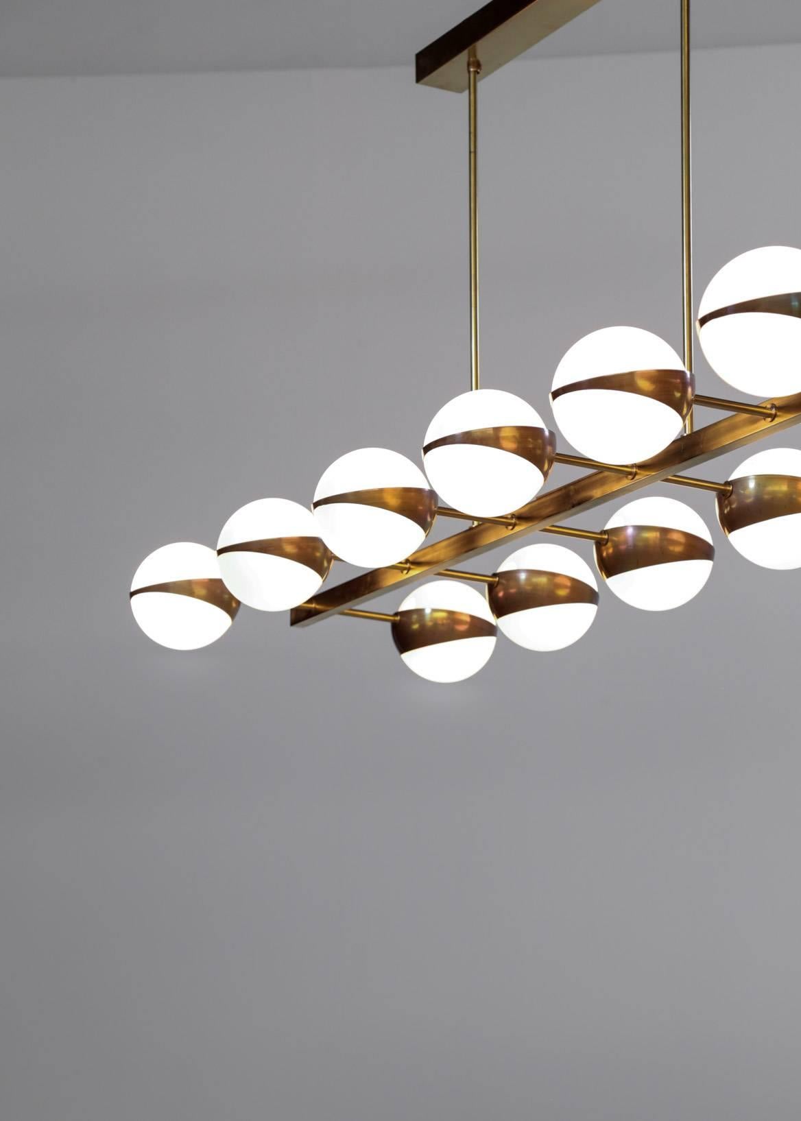 Contemporary Large Italian Modern Chandelier 12 Lights, Stilnovo Style For Sale