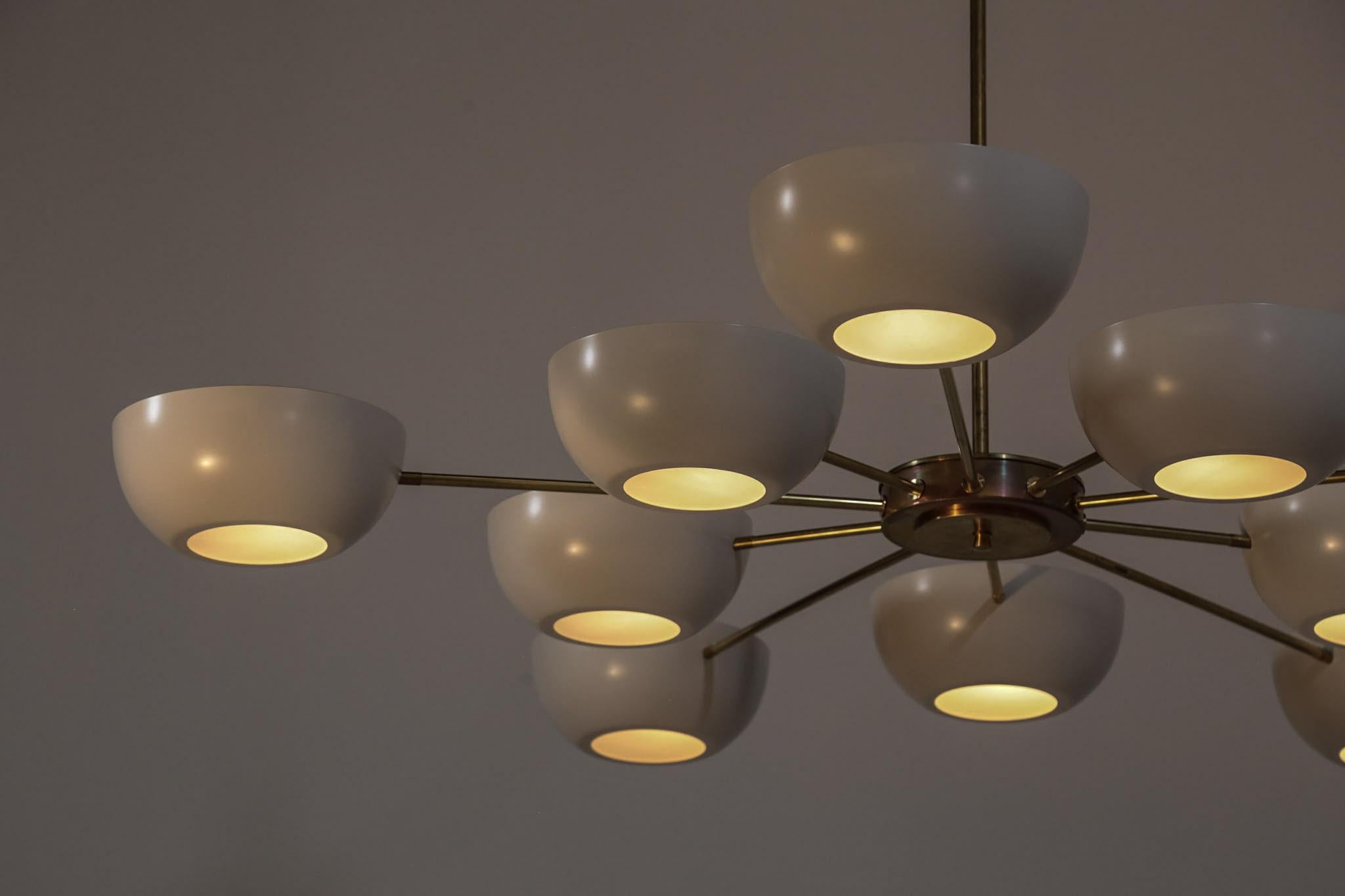 Grande lampadario moderno italiano a 10 bracci in stile 