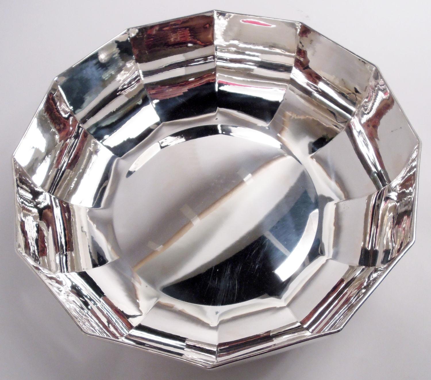 Große italienische Modern Classic Silver Schale (Moderne) im Angebot
