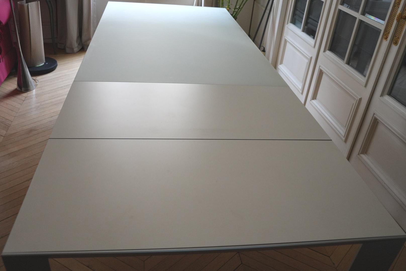Aluminium Grande table de salle à manger moderne italienne extensible (260 cm) Nori modèle-Bartoli Design en vente