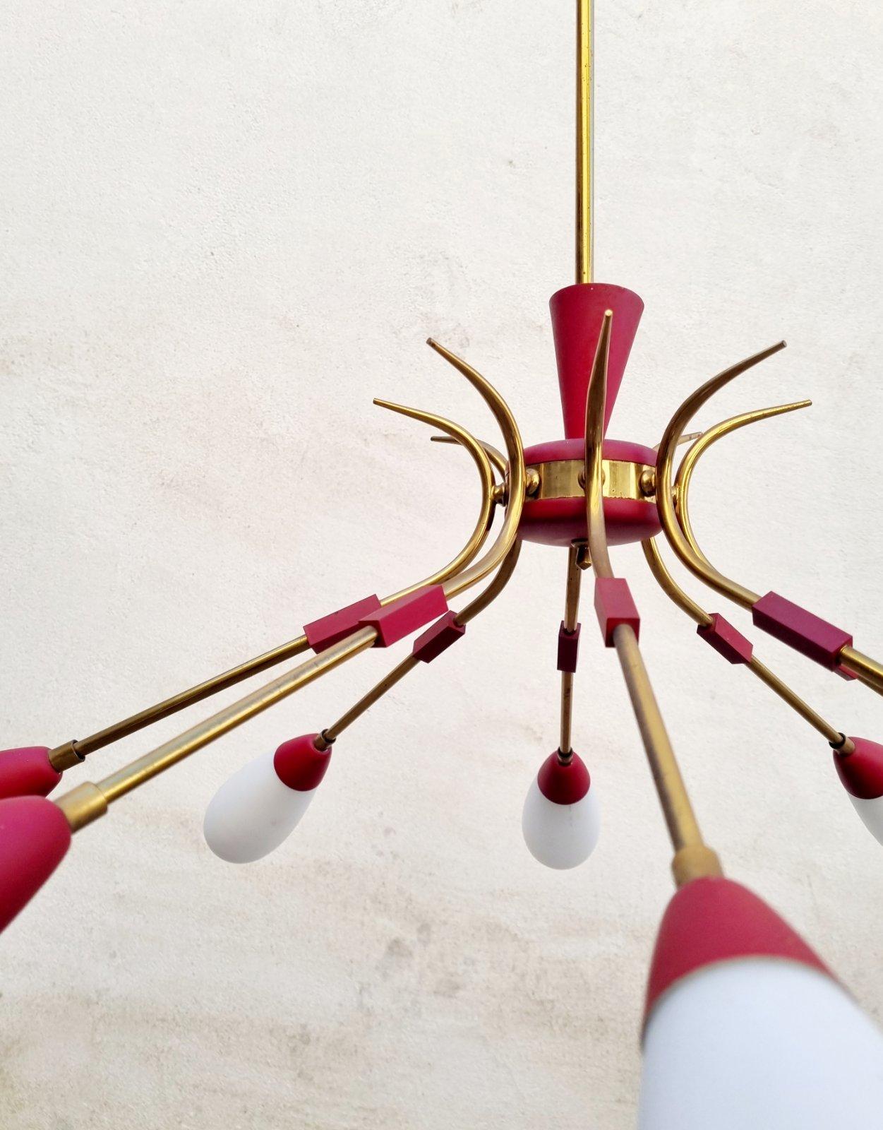 Grande lampadario italiano Sputnik Modern in stile Stilnovo, Italia anni '60 In condizioni buone in vendita a Lucija, SI
