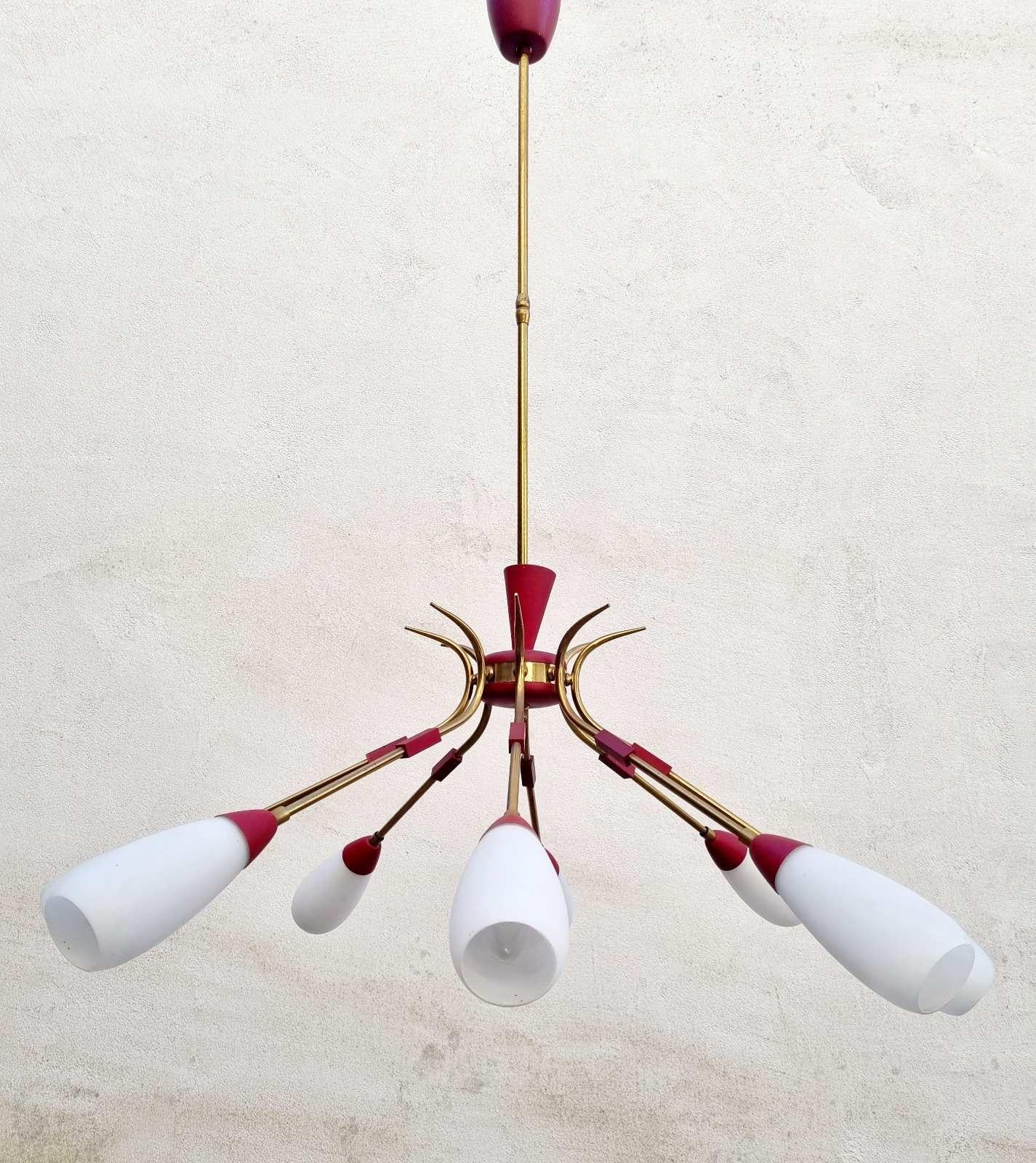 Metà XX secolo Grande lampadario italiano Sputnik Modern in stile Stilnovo, Italia anni '60 in vendita