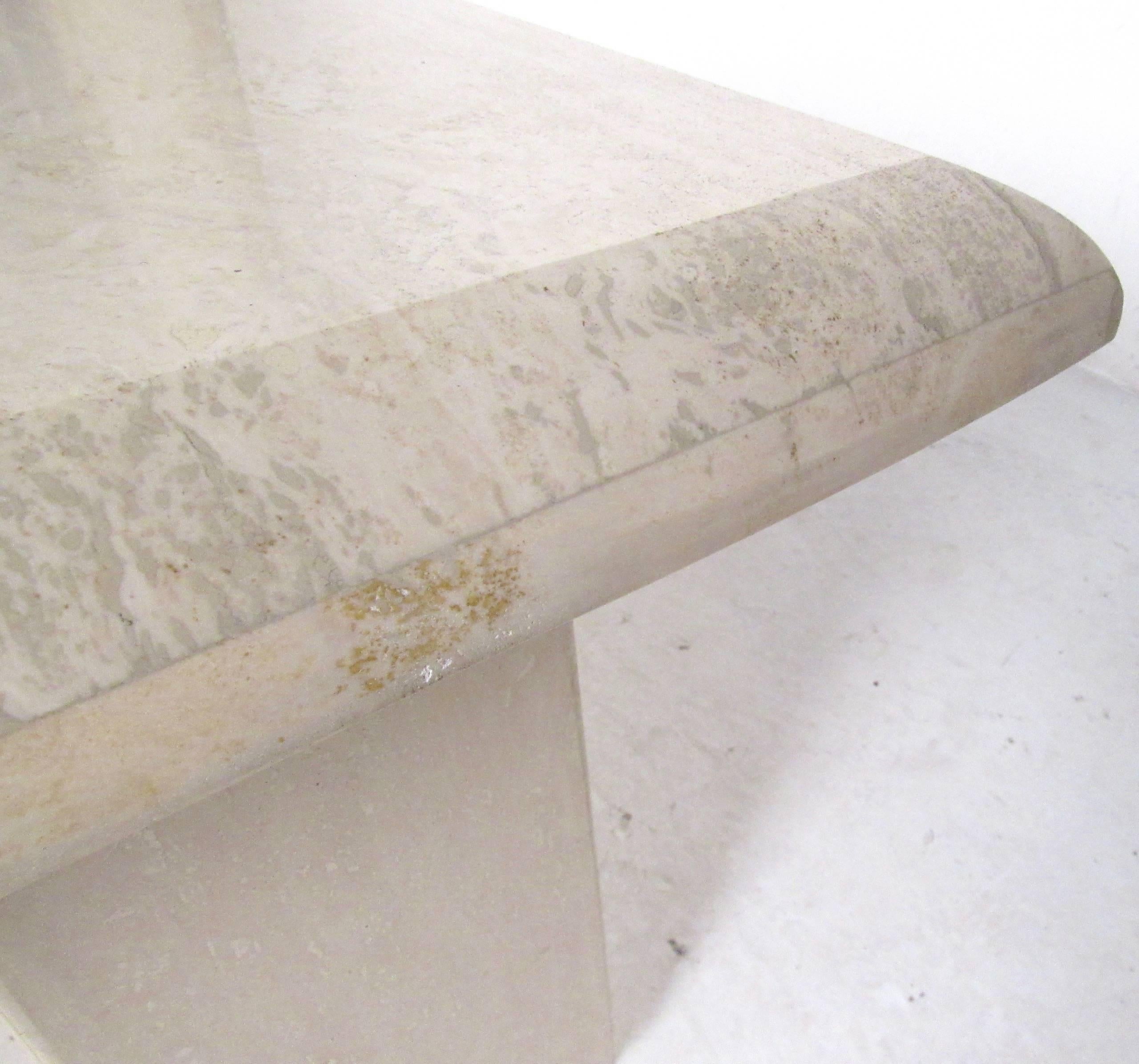 Large Italian Modern Travertine Coffee Table In Good Condition In Brooklyn, NY