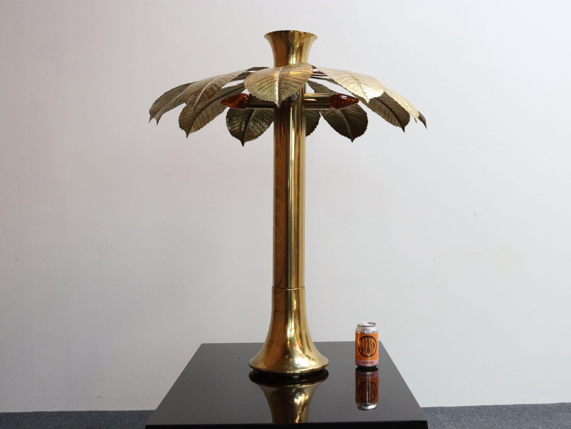 Grande lampada da tavolo modernista italiana 