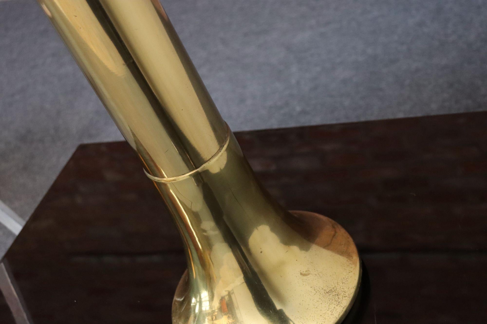 Grande lampada da tavolo modernista italiana 