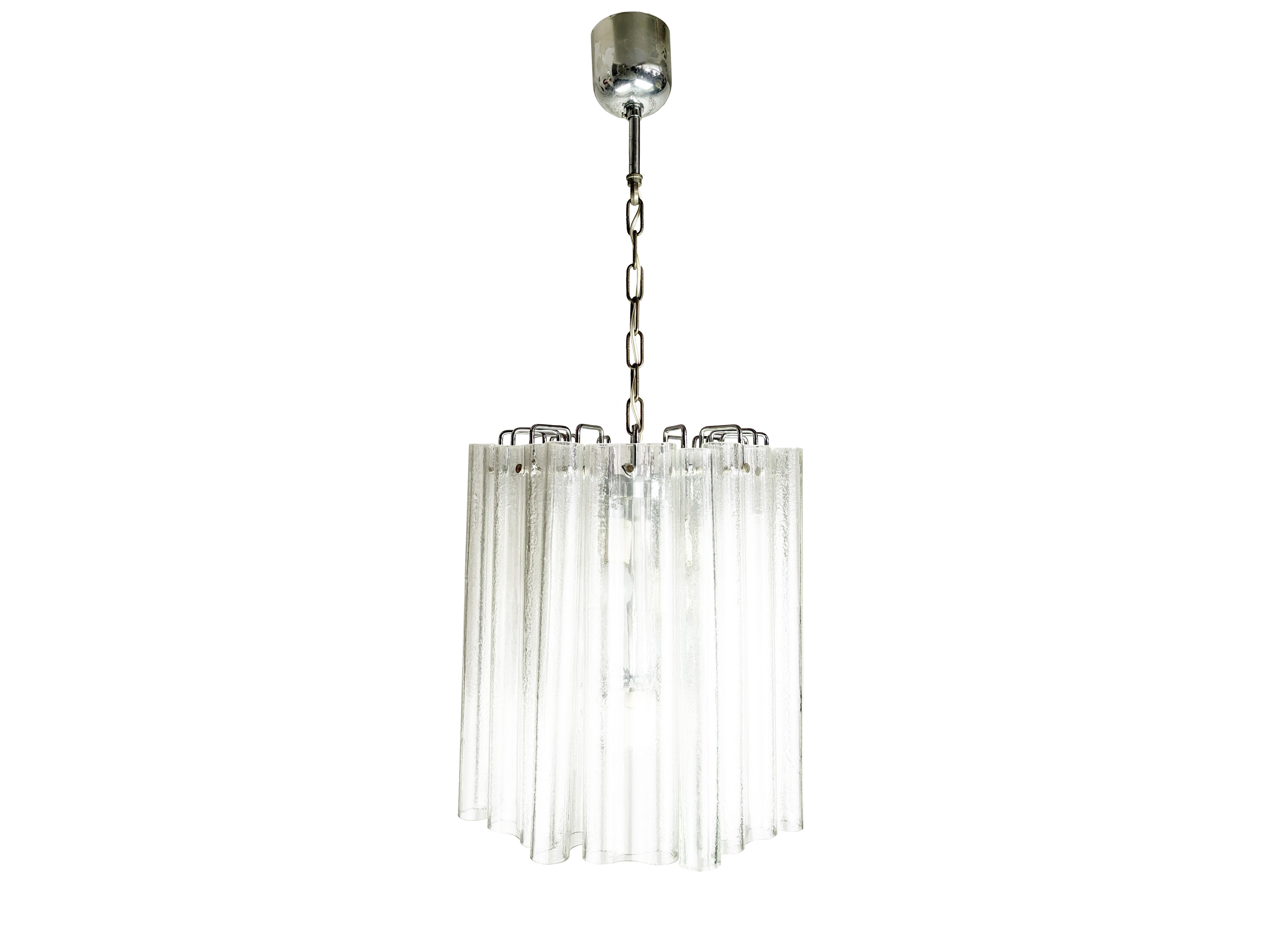 Large Italian Murano Clear glass & chrome plated metal 1970s chandelier In Good Condition For Sale In Varese, Lombardia