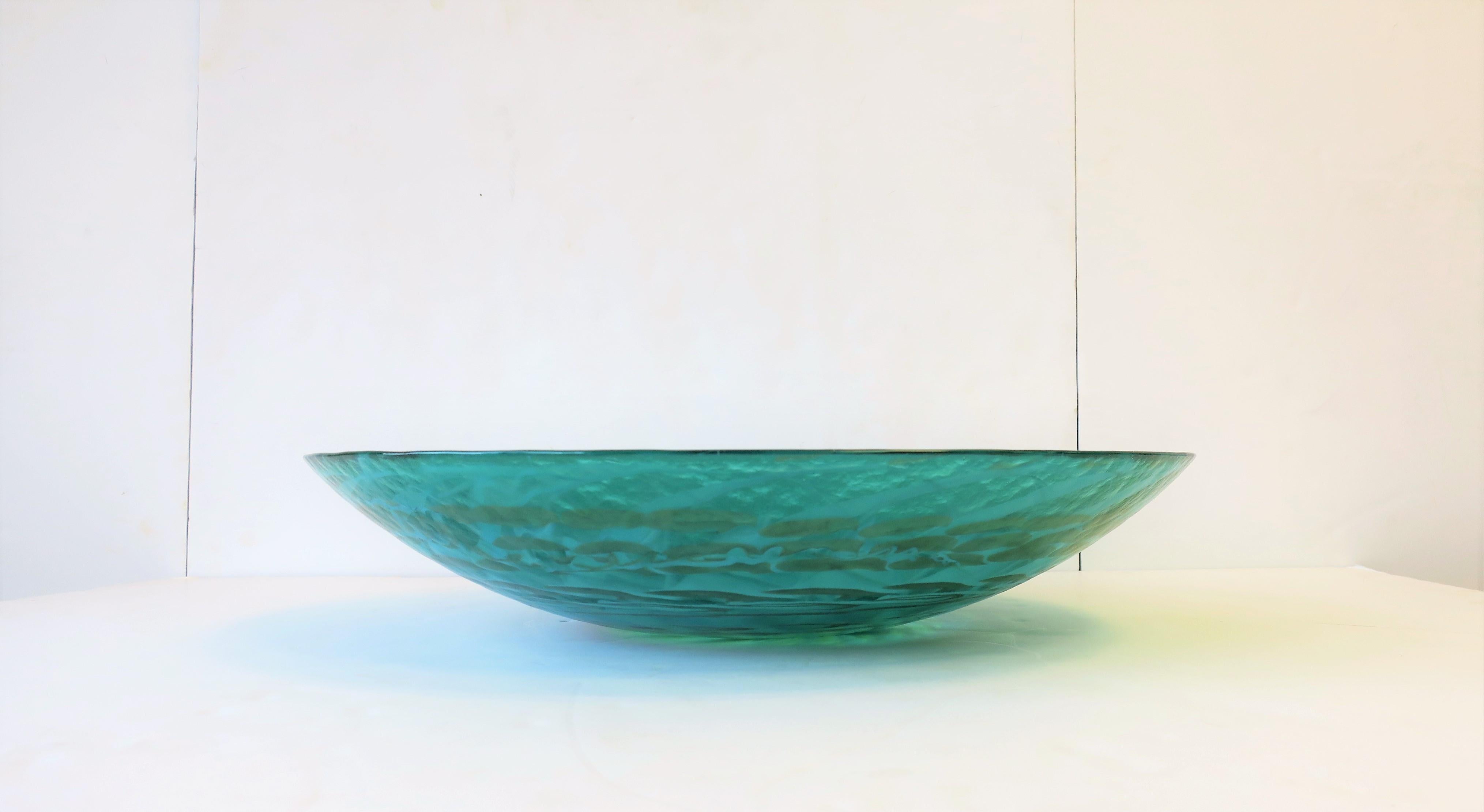 20th Century Italian Murano Emerald Green Centerpiece Art Glass Bowl