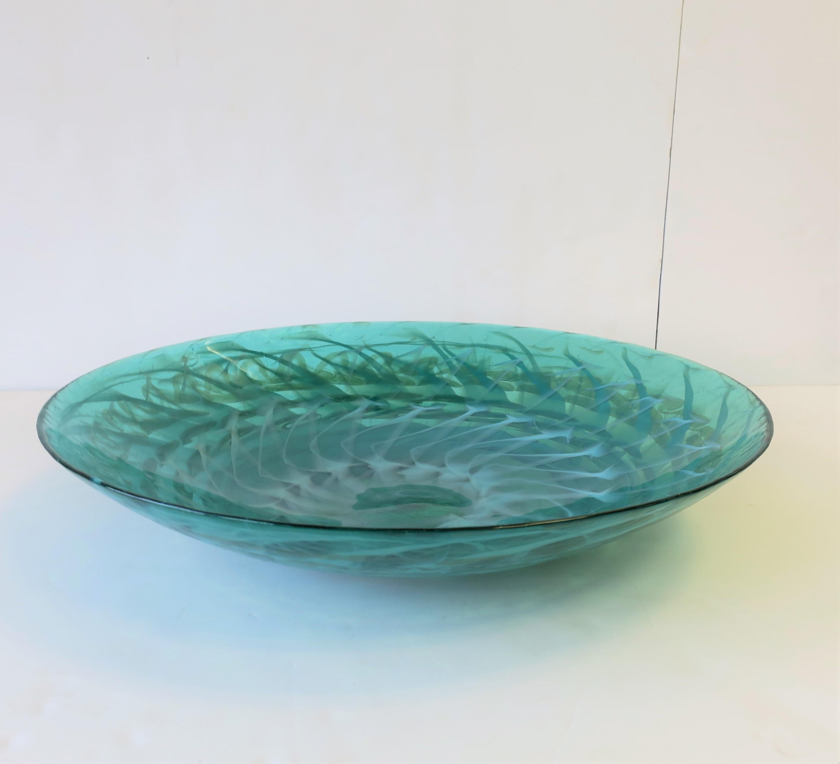 Italian Murano Emerald Green Centerpiece Art Glass Bowl 1