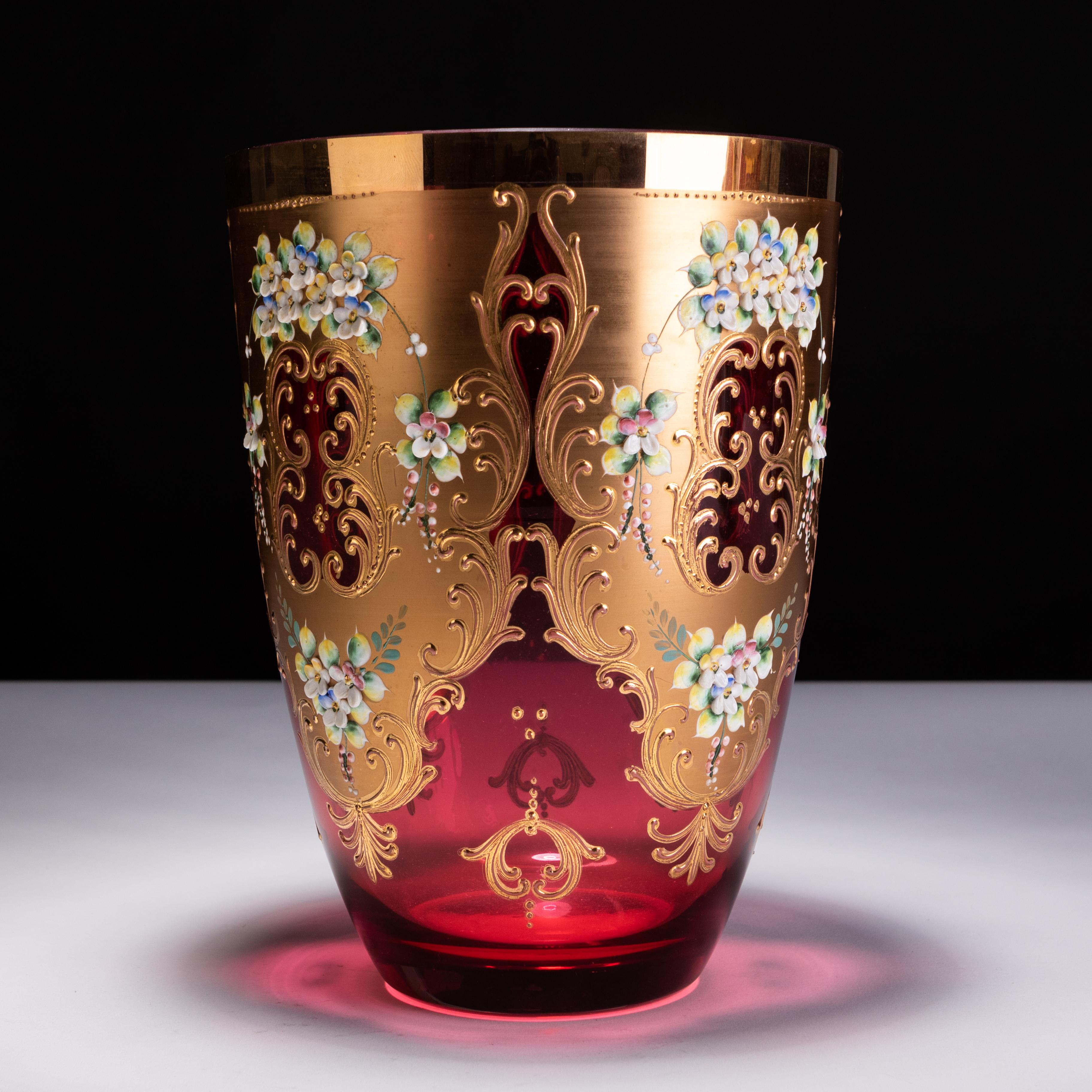 Large Italian Murano Enamel Glass Venetian 24KT Gold Mid-Century Trefuochi Vase In Good Condition In Nottingham, GB