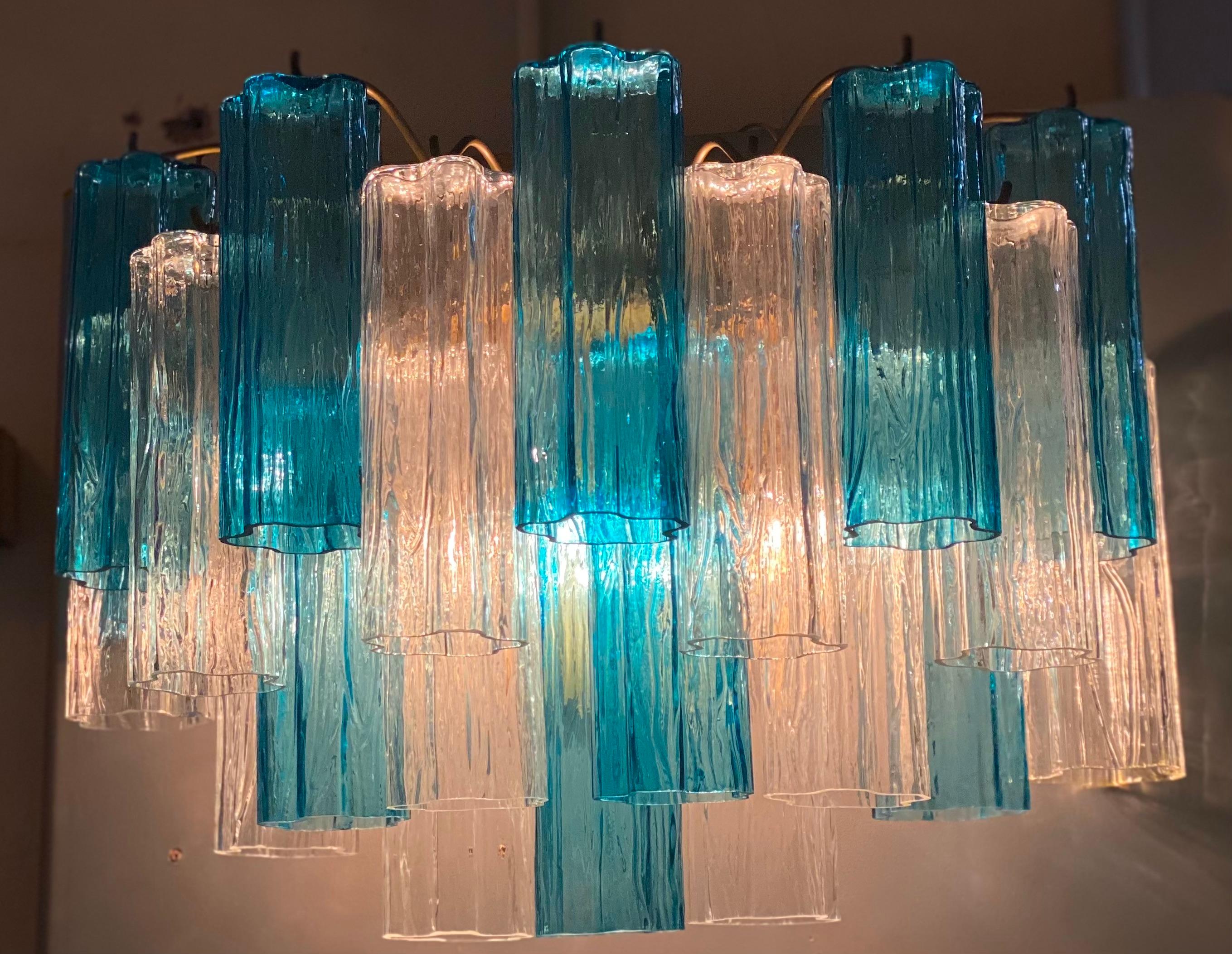 Large Italian Murano Glass Blue and Ice Color Tronchi Chandelier For Sale 4