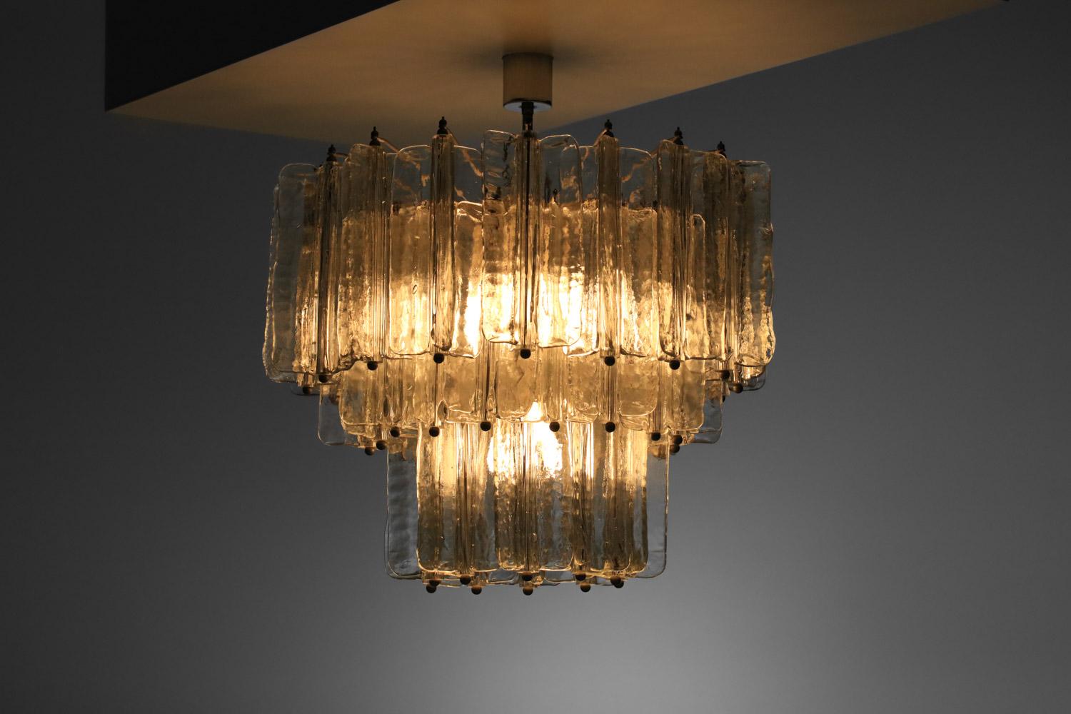 Mid-20th Century Large Italian Murano glass chandelier by venini 60's For Sale