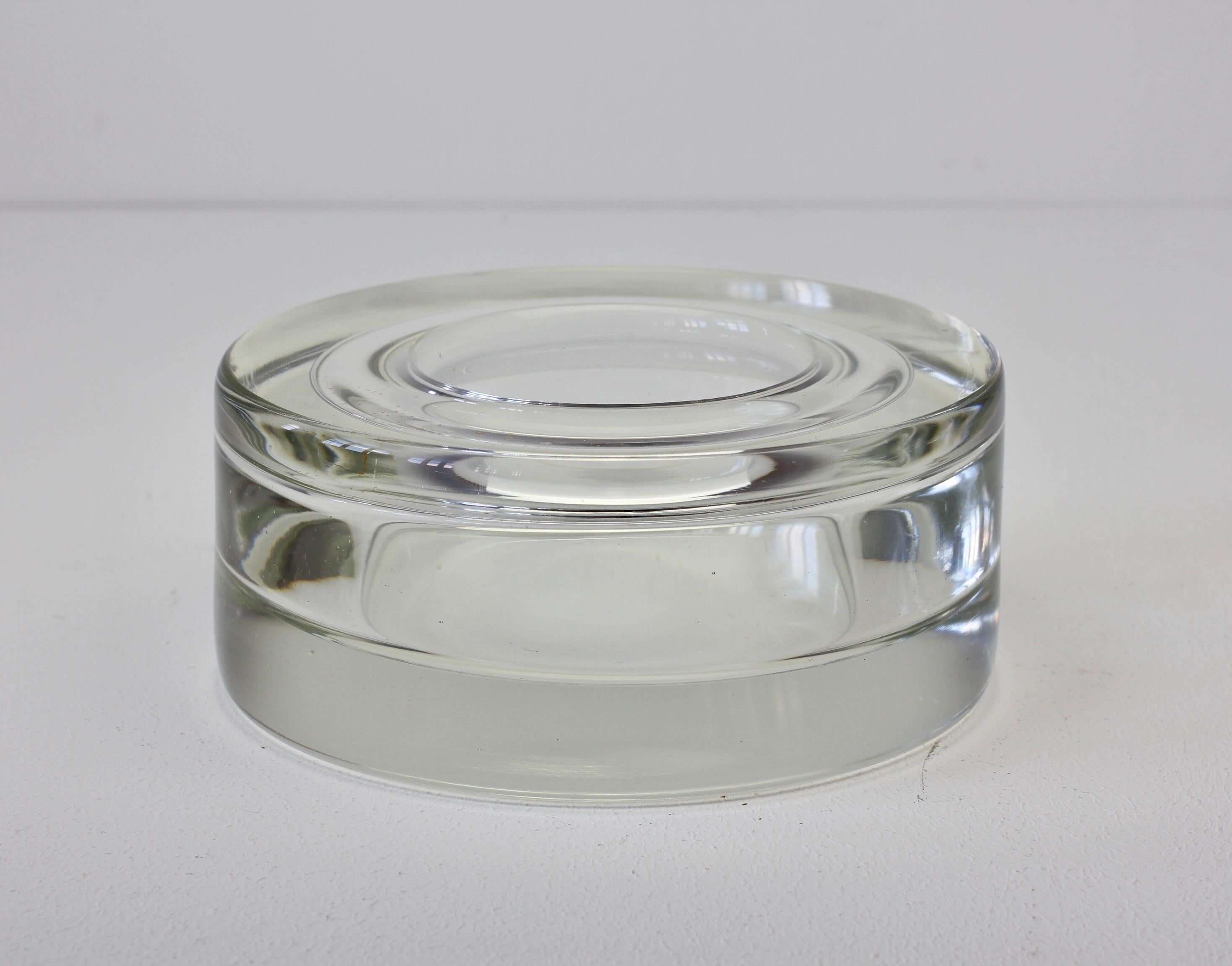 italien Antonio Da Ros Grand bol:: plat ou cendrier en verre clair Sommerso de Murano en vente