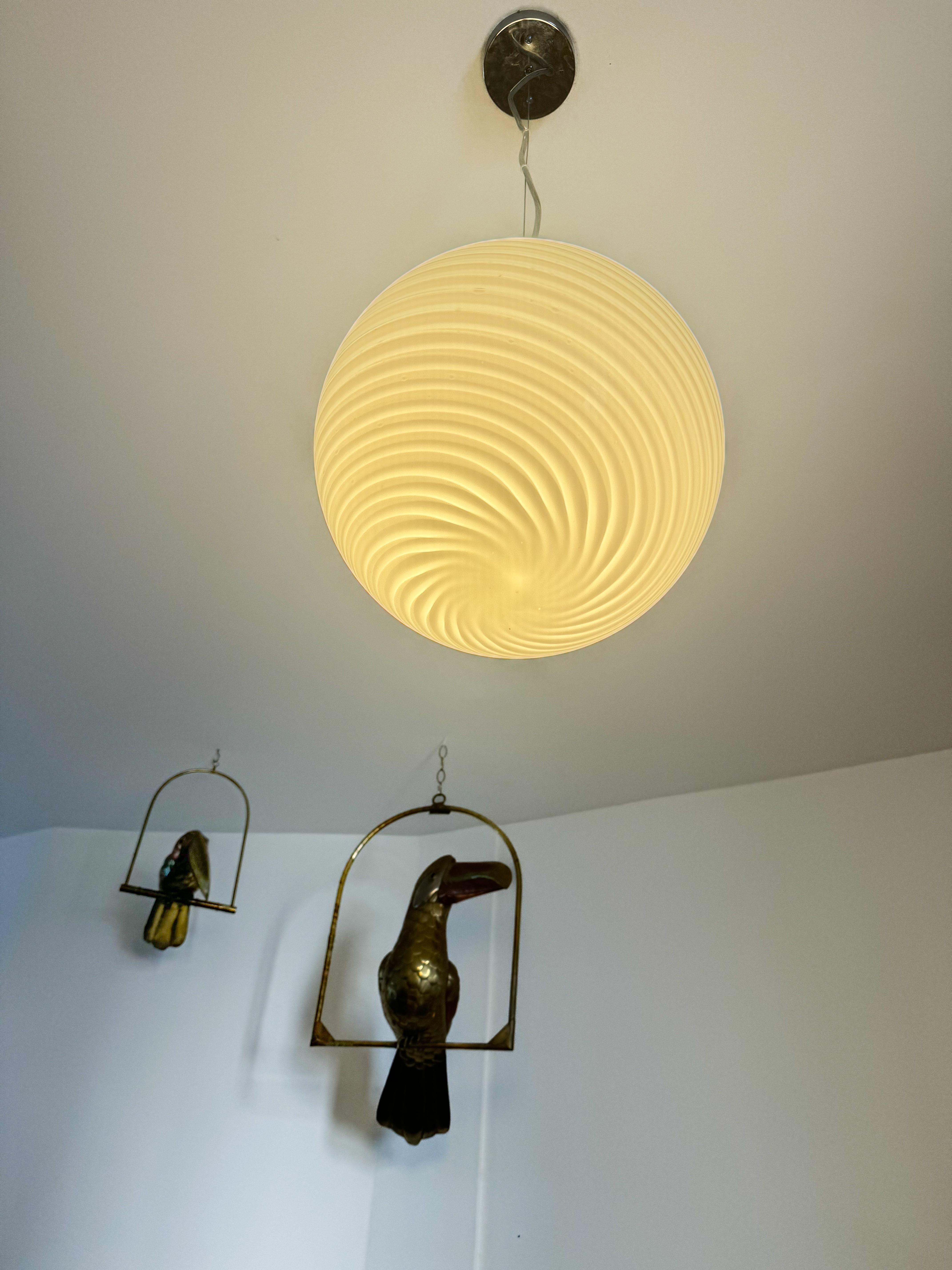 Large Italian Murano White Glass Swirl Sphere Globe Pendant Lamp Chandelier 1970 In Good Condition In Toronto, CA