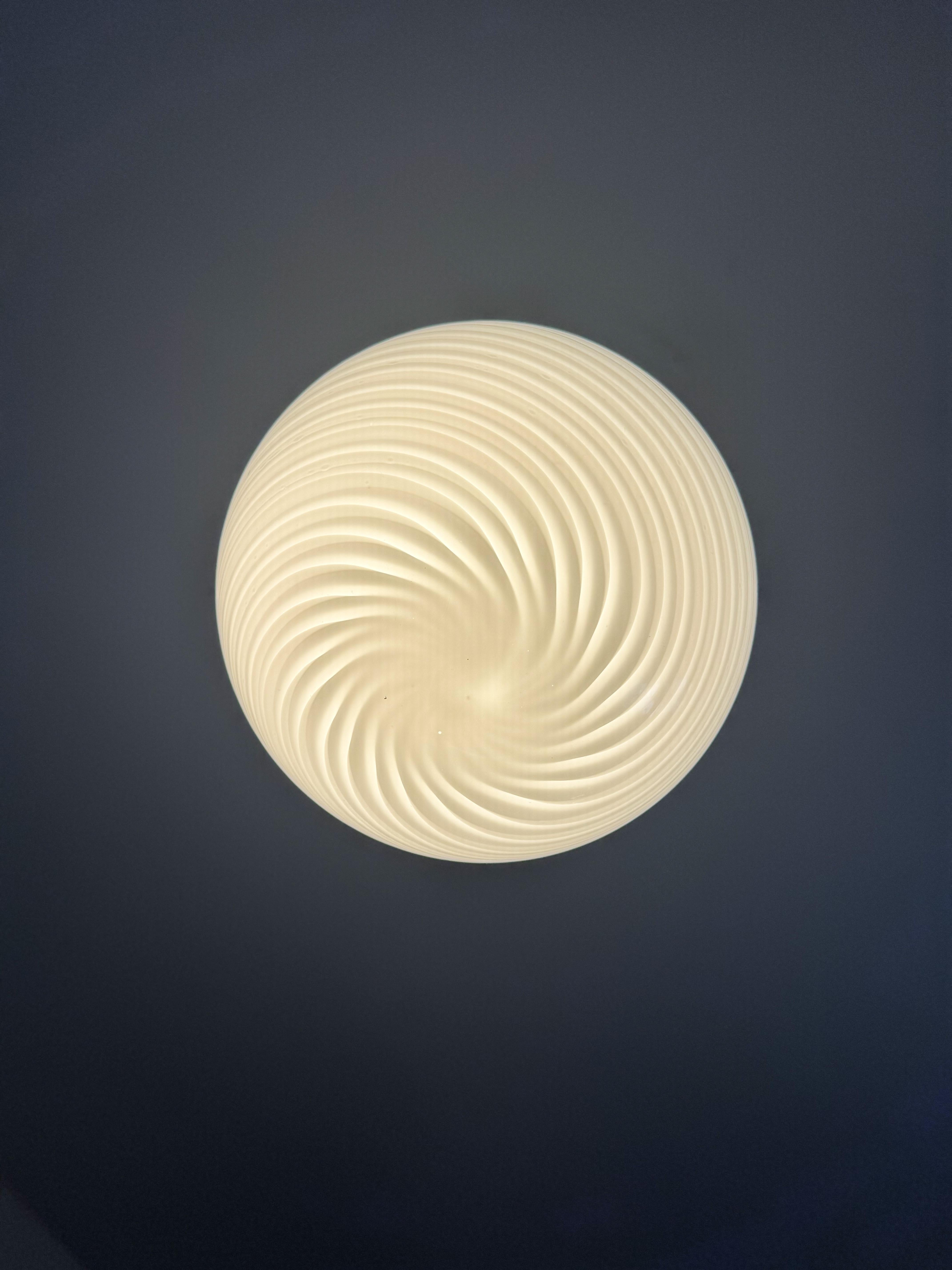 Late 20th Century Large Italian Murano White Glass Swirl Sphere Globe Pendant Lamp Chandelier 1970