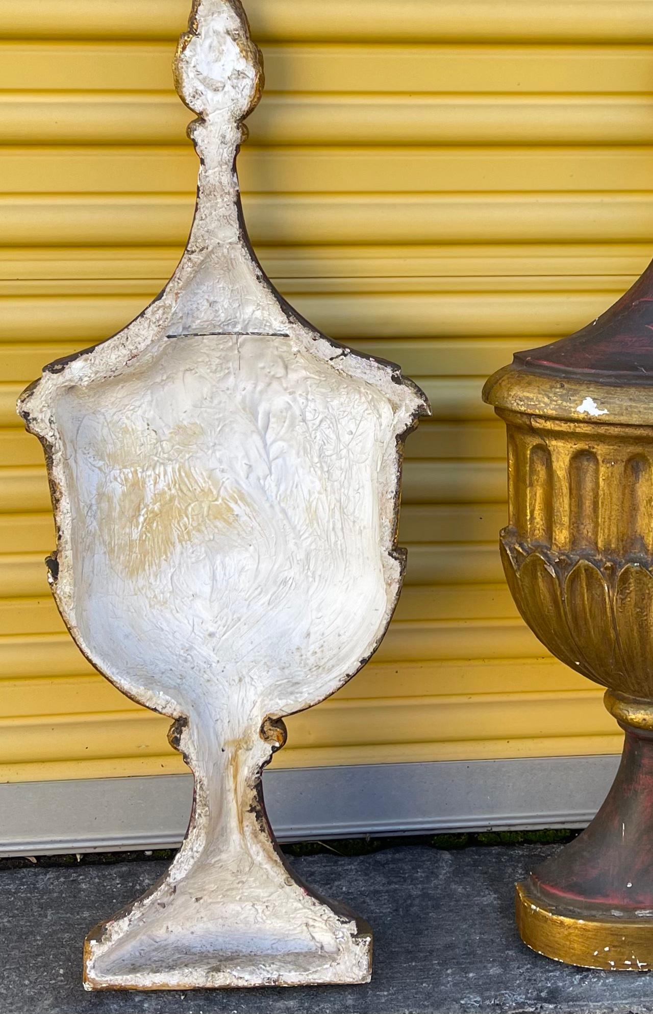 Large Italian Neo-Classical Style Gilt and Gesso Painted Wall Mounted Urns -Pair In Good Condition For Sale In Kennesaw, GA