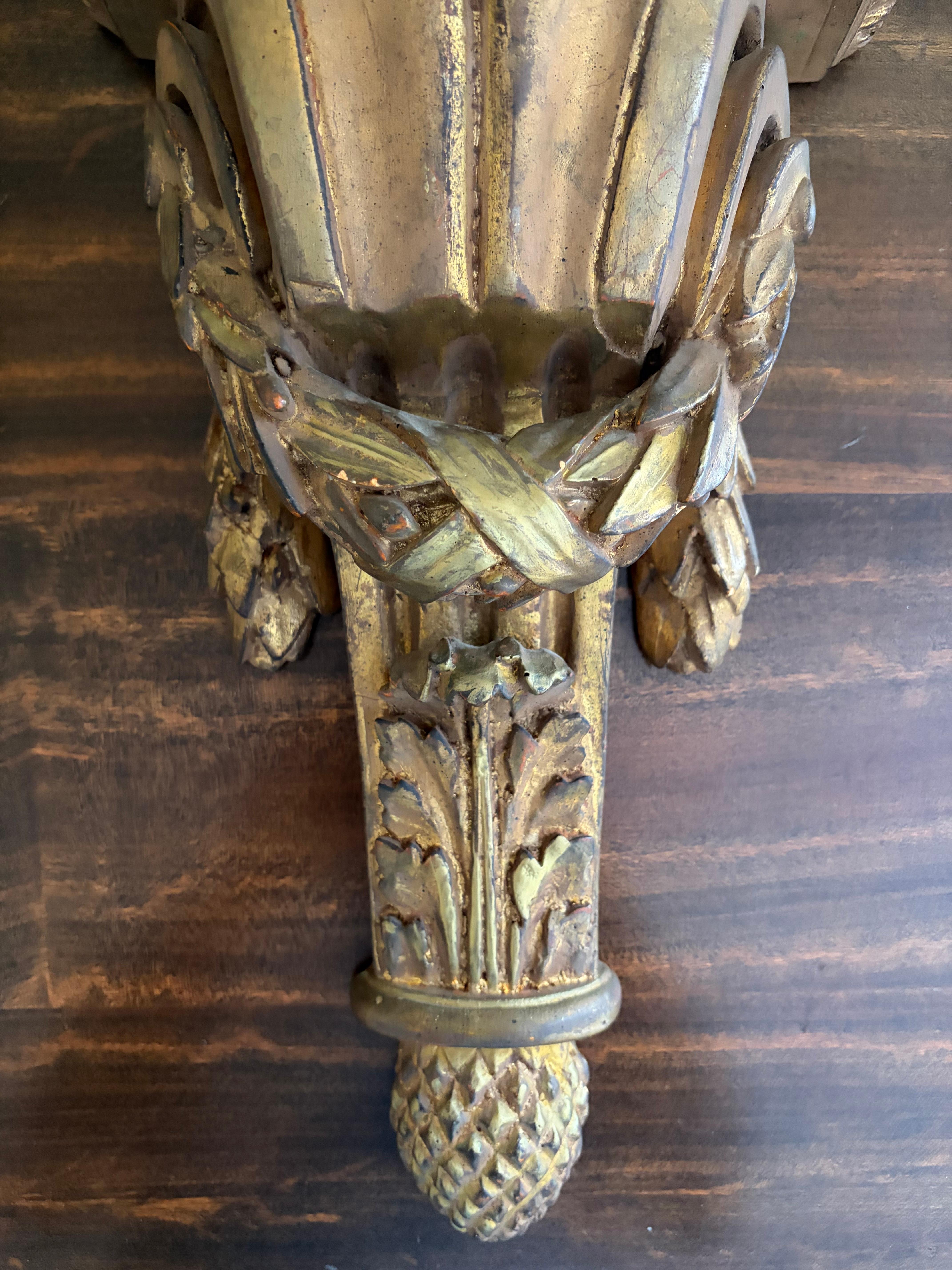 Large Italian Neoclassical Gilt Foliate Wall Sconce Shelves by Borghese, Pair For Sale 4