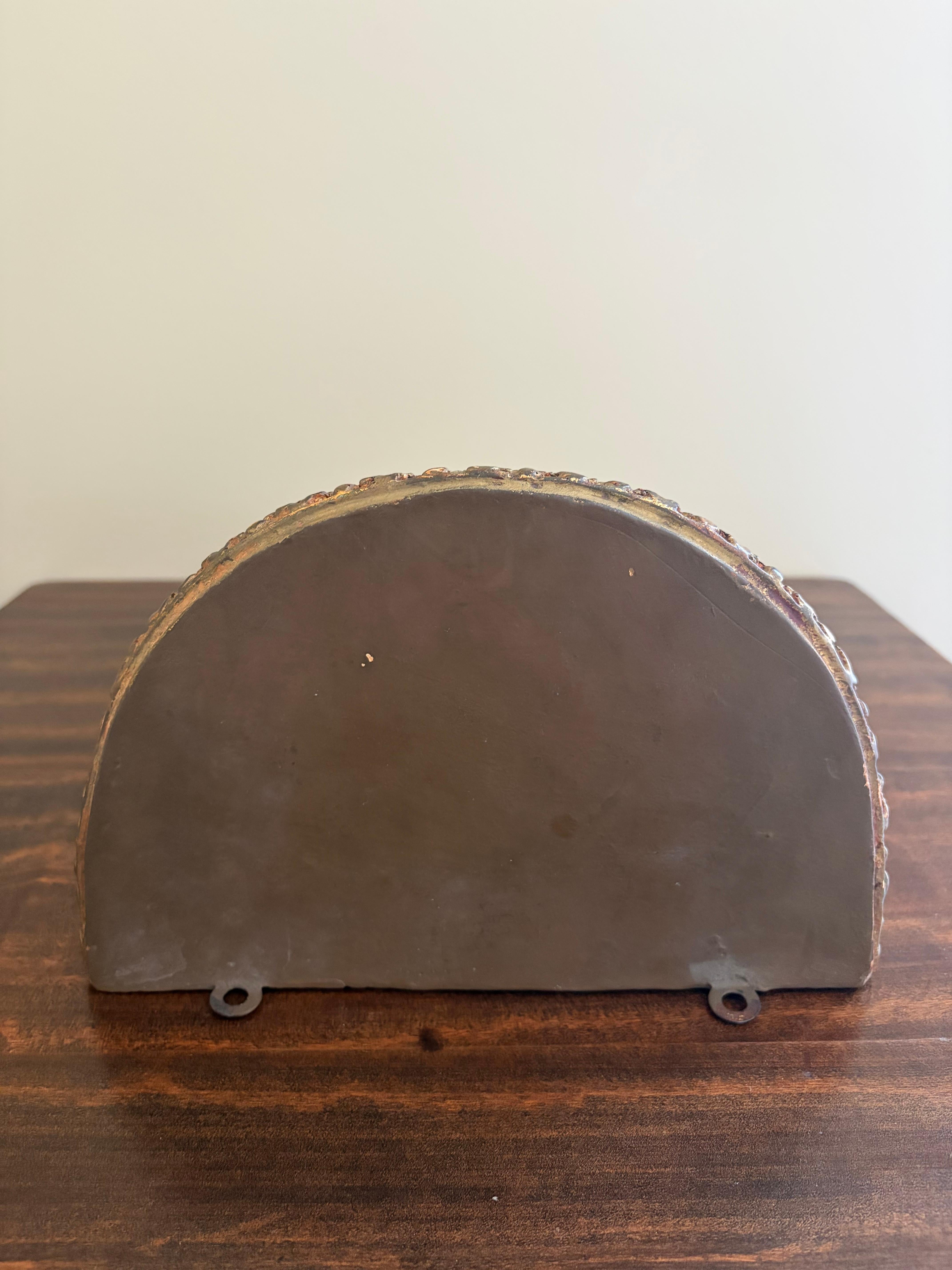 Large Italian Neoclassical Gilt Foliate Wall Sconce Shelves by Borghese, Pair For Sale 6