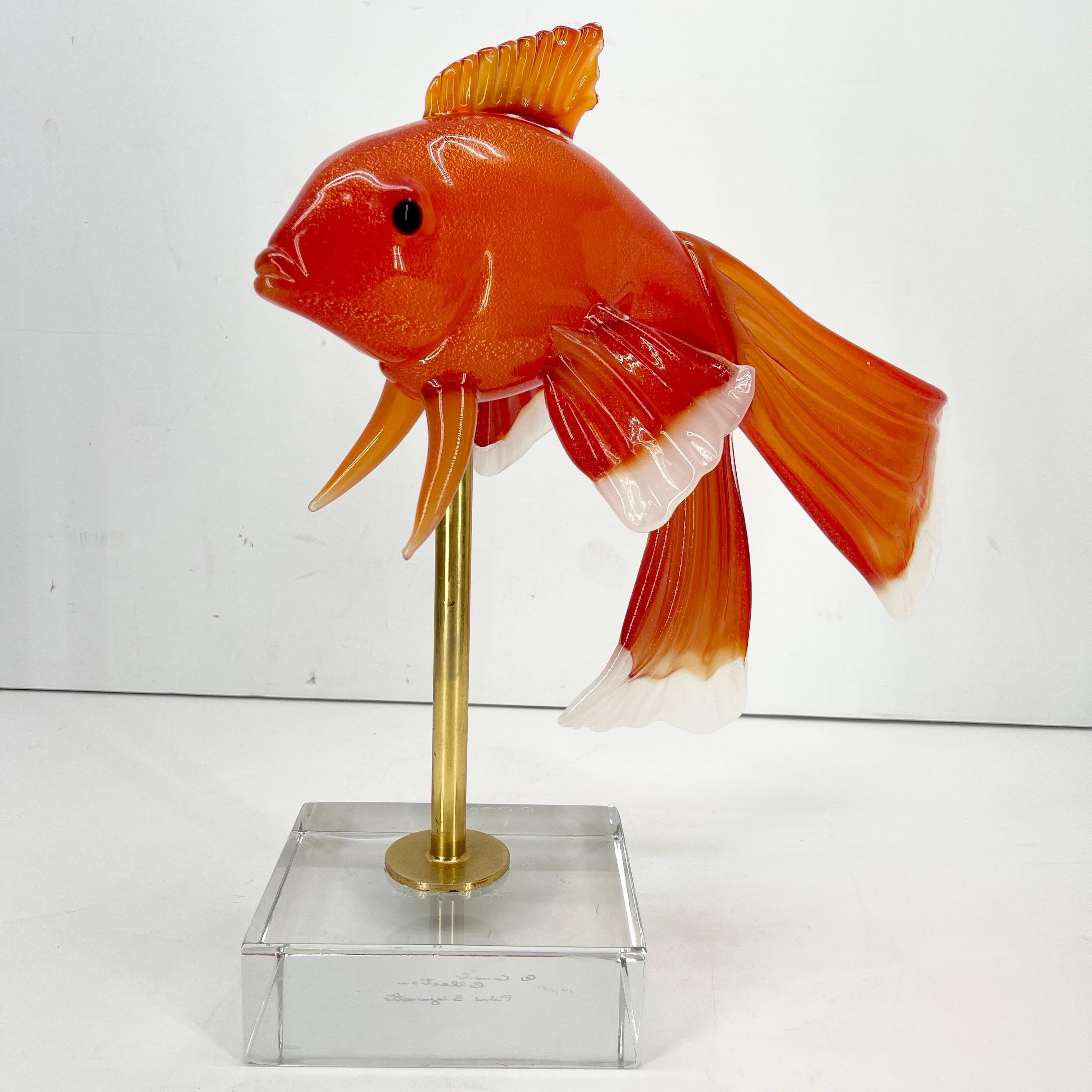 Mid-Century Modern Grande sculpture italienne de poisson en verre orange de Pino Signoretto, Murano