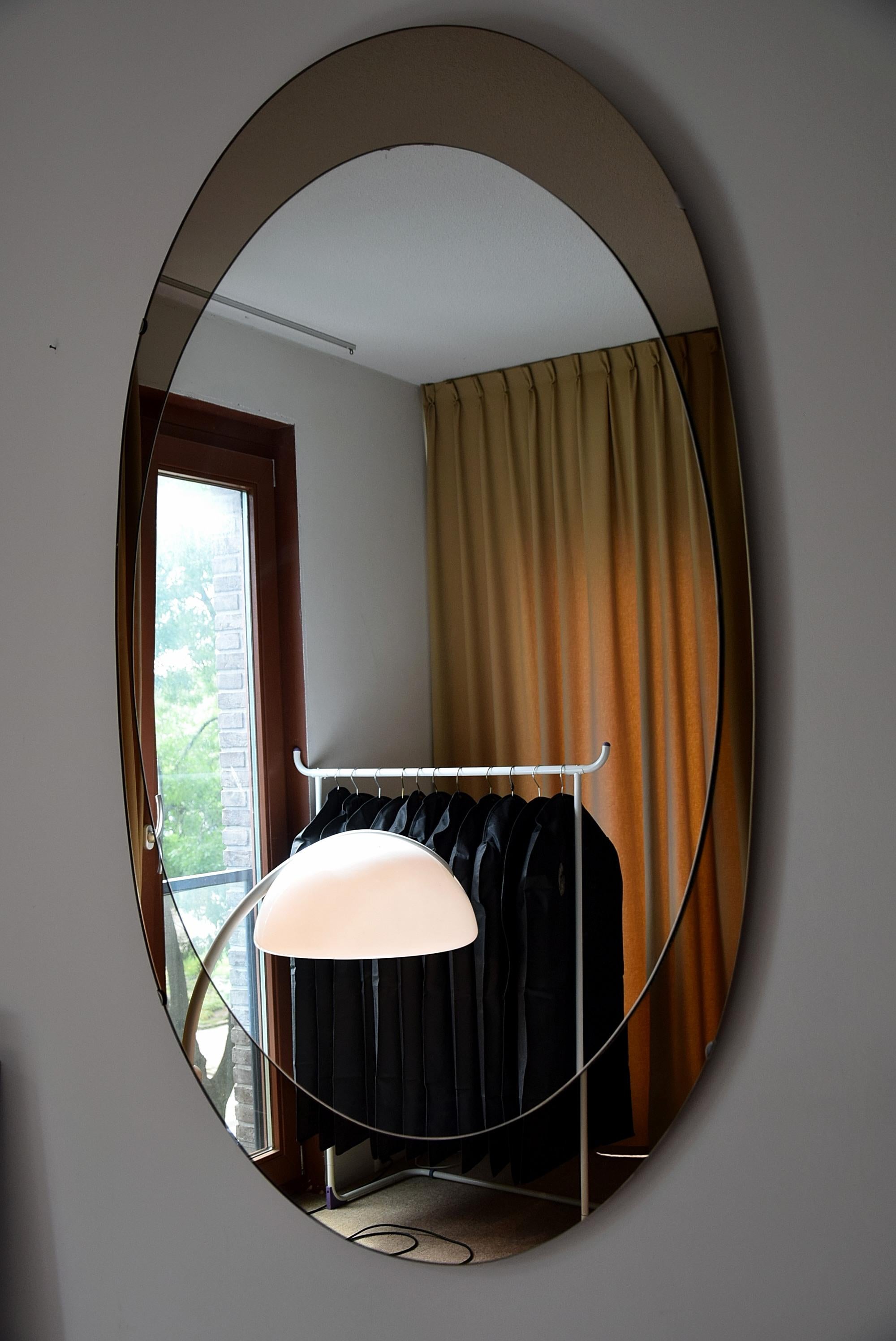 Large Italian Oval Mid-Century Modern Mirror by Cristal Arte For Sale 4