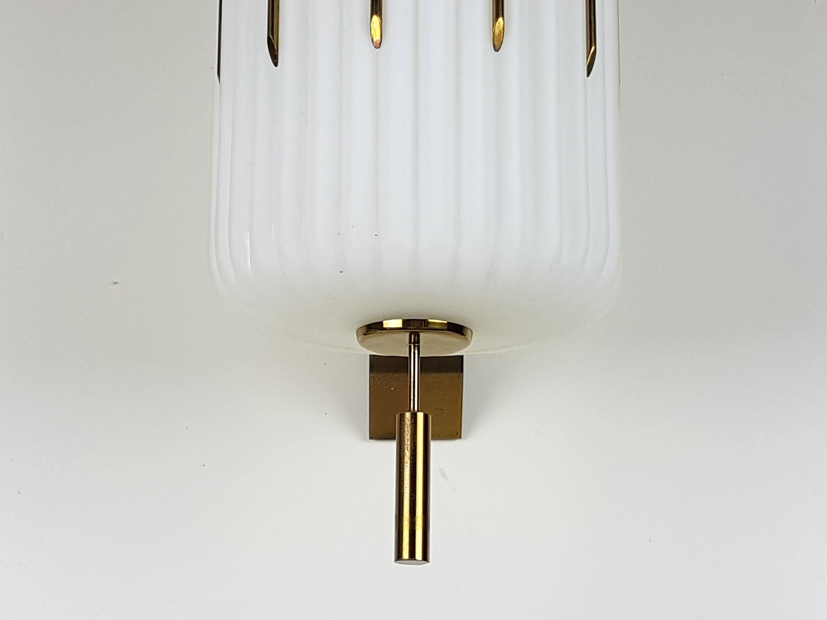 Gilt Large Italian Painted Metal, Brass and Opaline Glass 1950s Sconce by Arredoluce