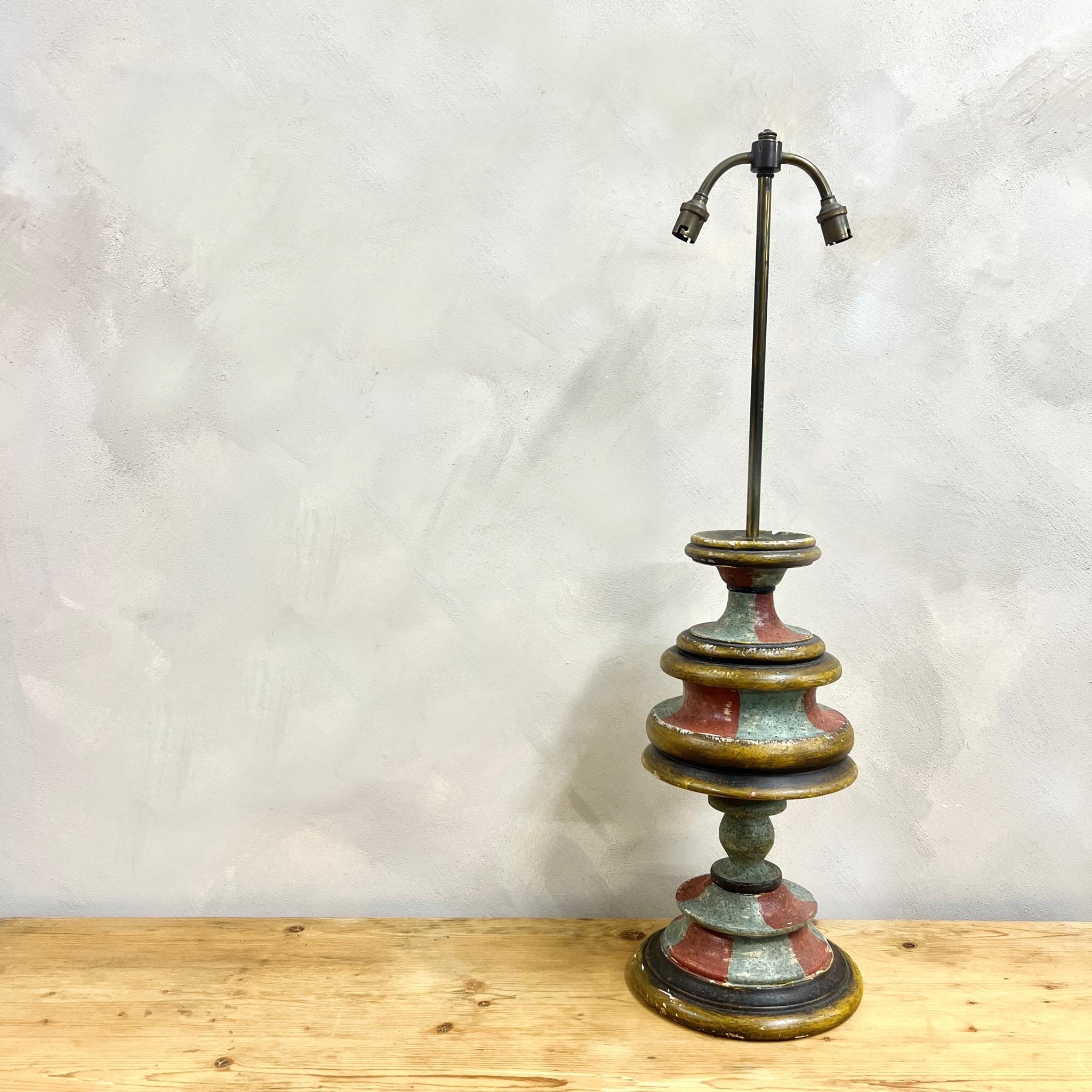 Grande lampada da tavolo italiana dipinta in vendita 1