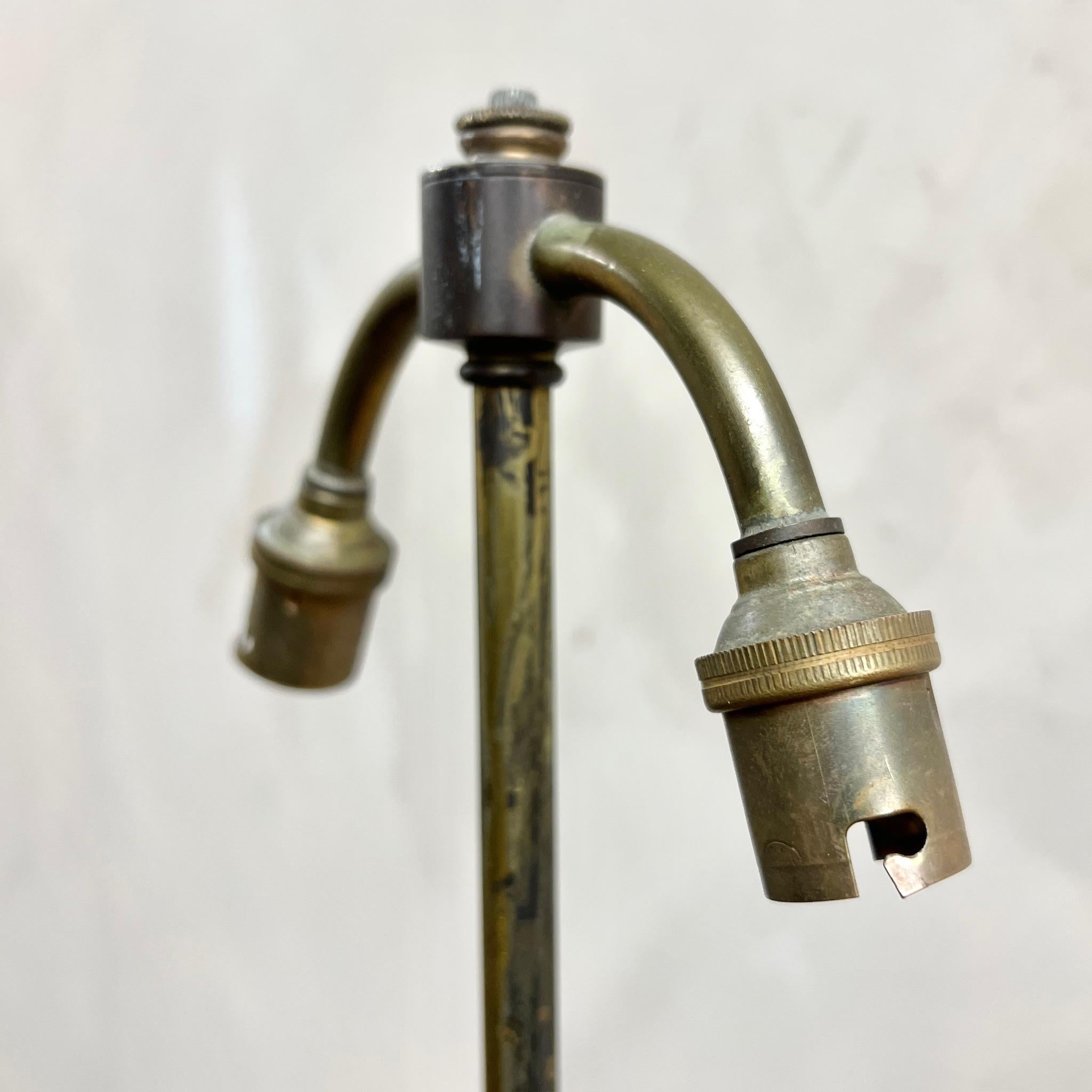 Grande lampada da tavolo italiana dipinta in vendita 2