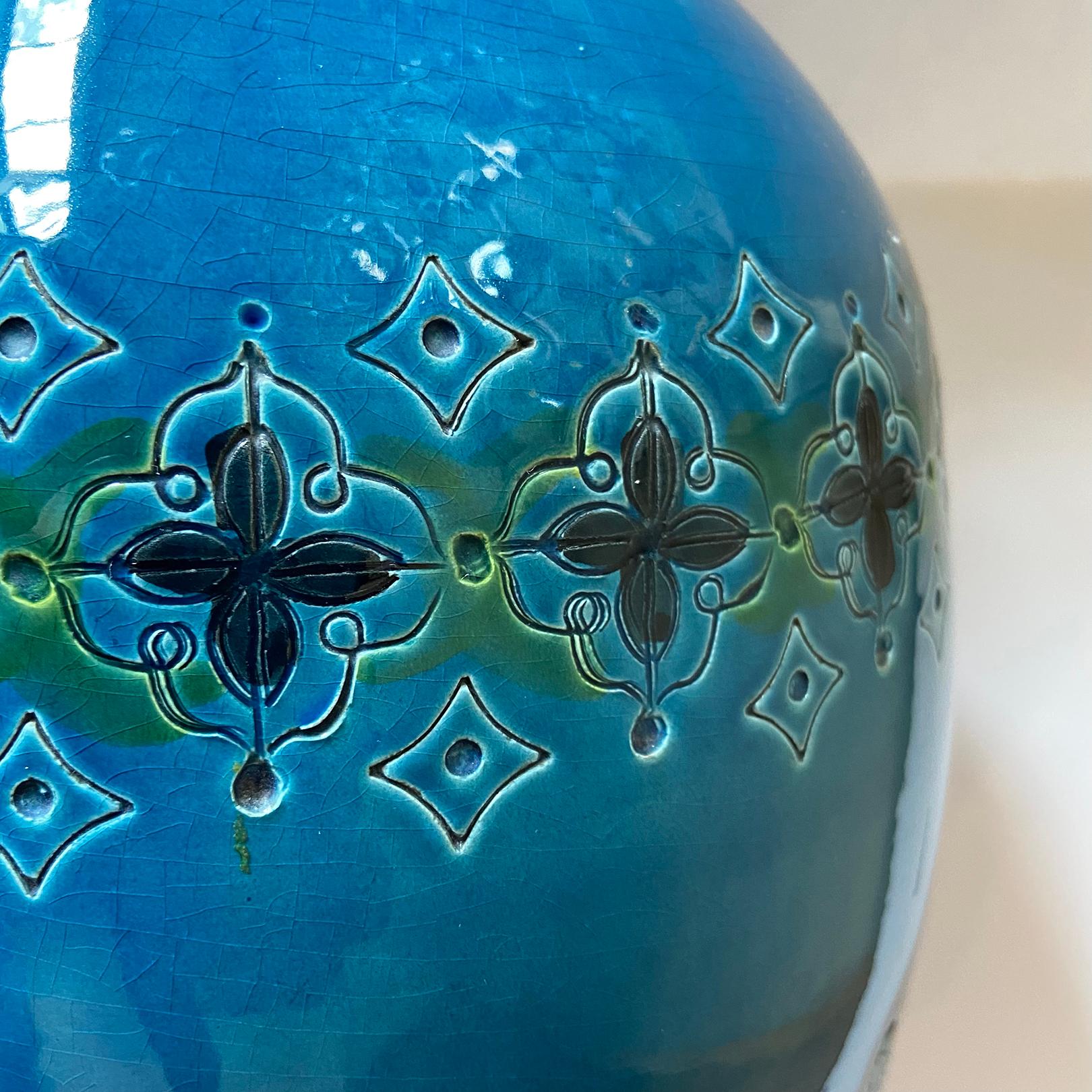 Large Italian Porcelain Lamp In Good Condition For Sale In New York, NY