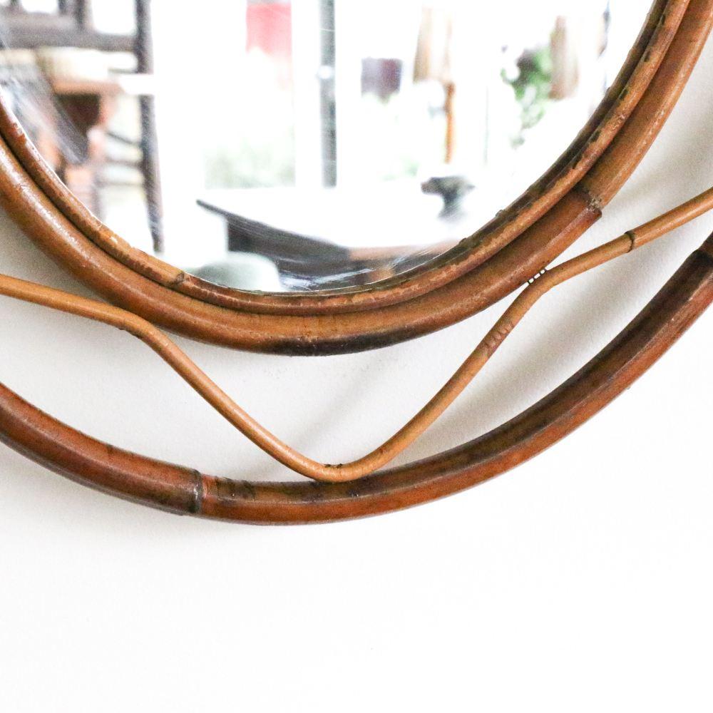 Grand miroir ovale en rotin italien en vente 4