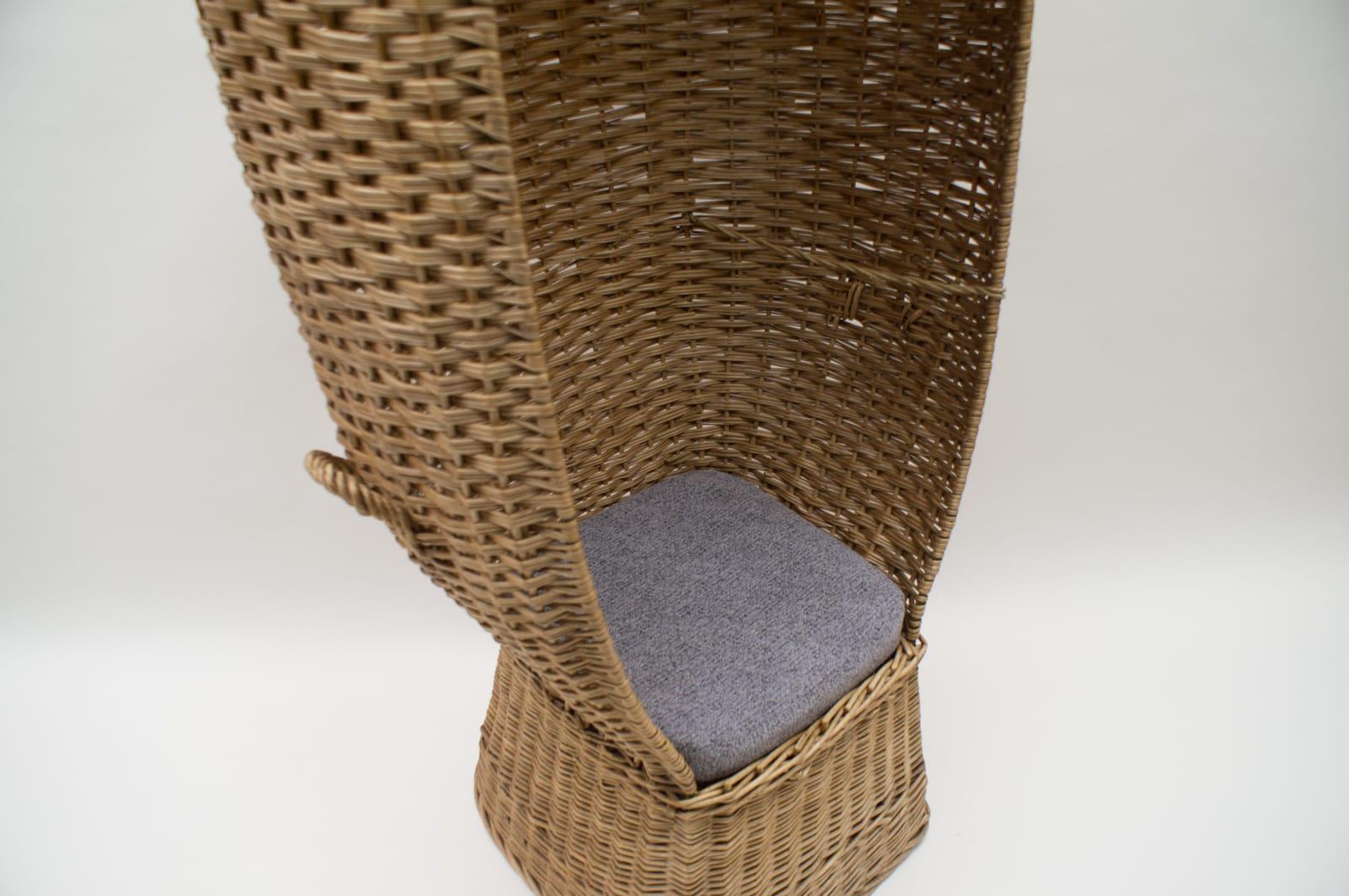 Großer italienischer Rattan-Pool- oder Strandsessel, 1970er Jahre im Angebot 4