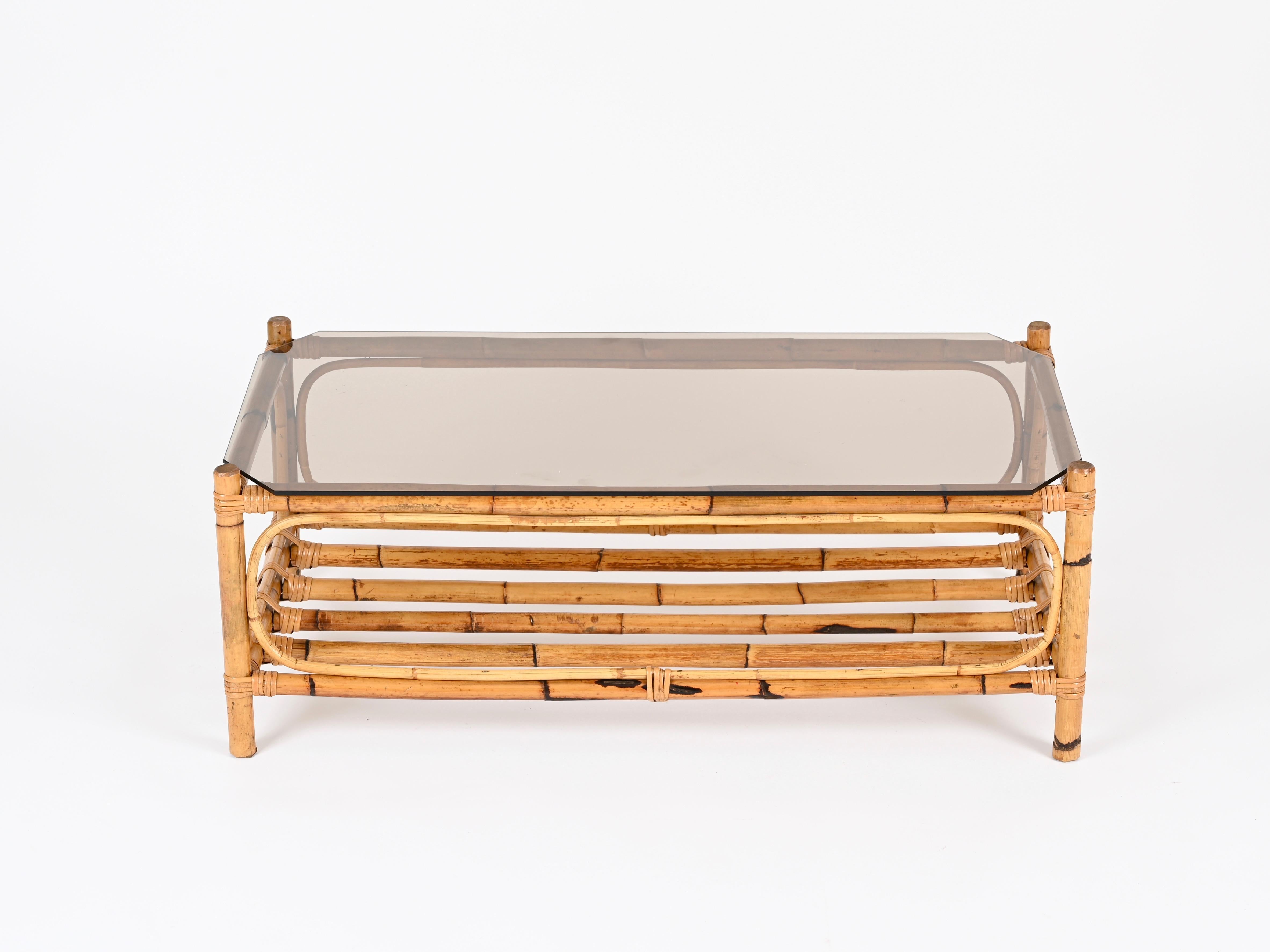 Large Italian Rectangular Coffee Table in Bamboo, Wicker and Smoked Glass, 1970s For Sale 2