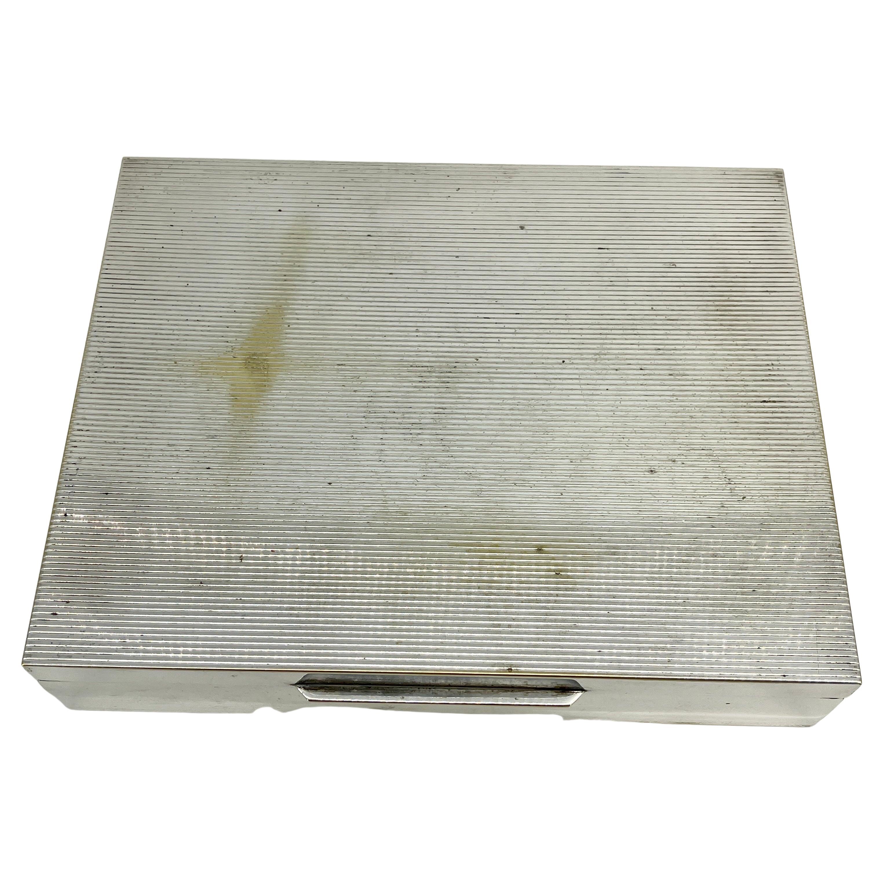 Mid-Century Modern Large Italian Rectangular Silver Plate Cigar Box, circa 1960s For Sale