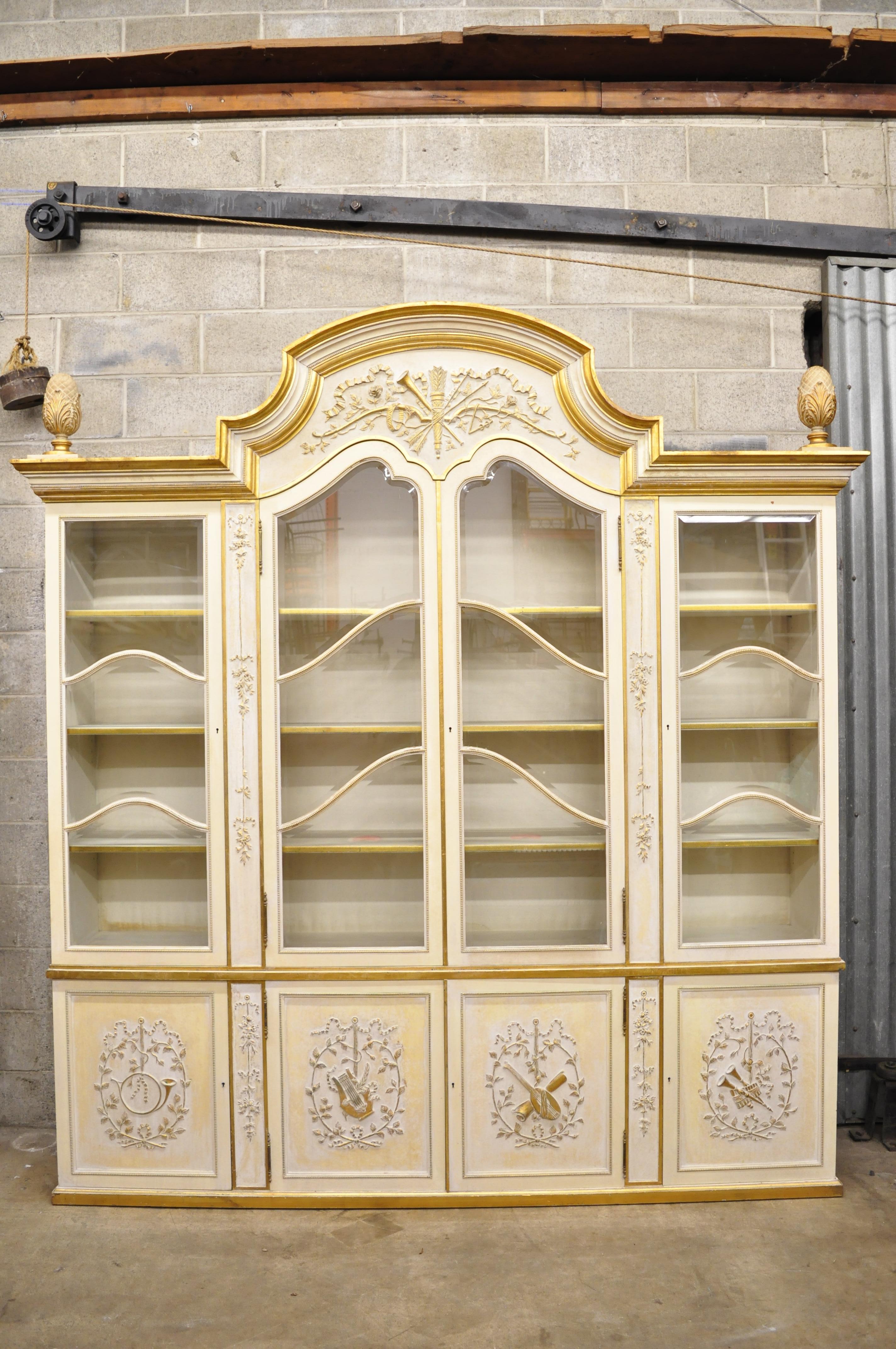 Large Italian Regency Cream and Gold Gilt Breakfront China Display Cabinet 7