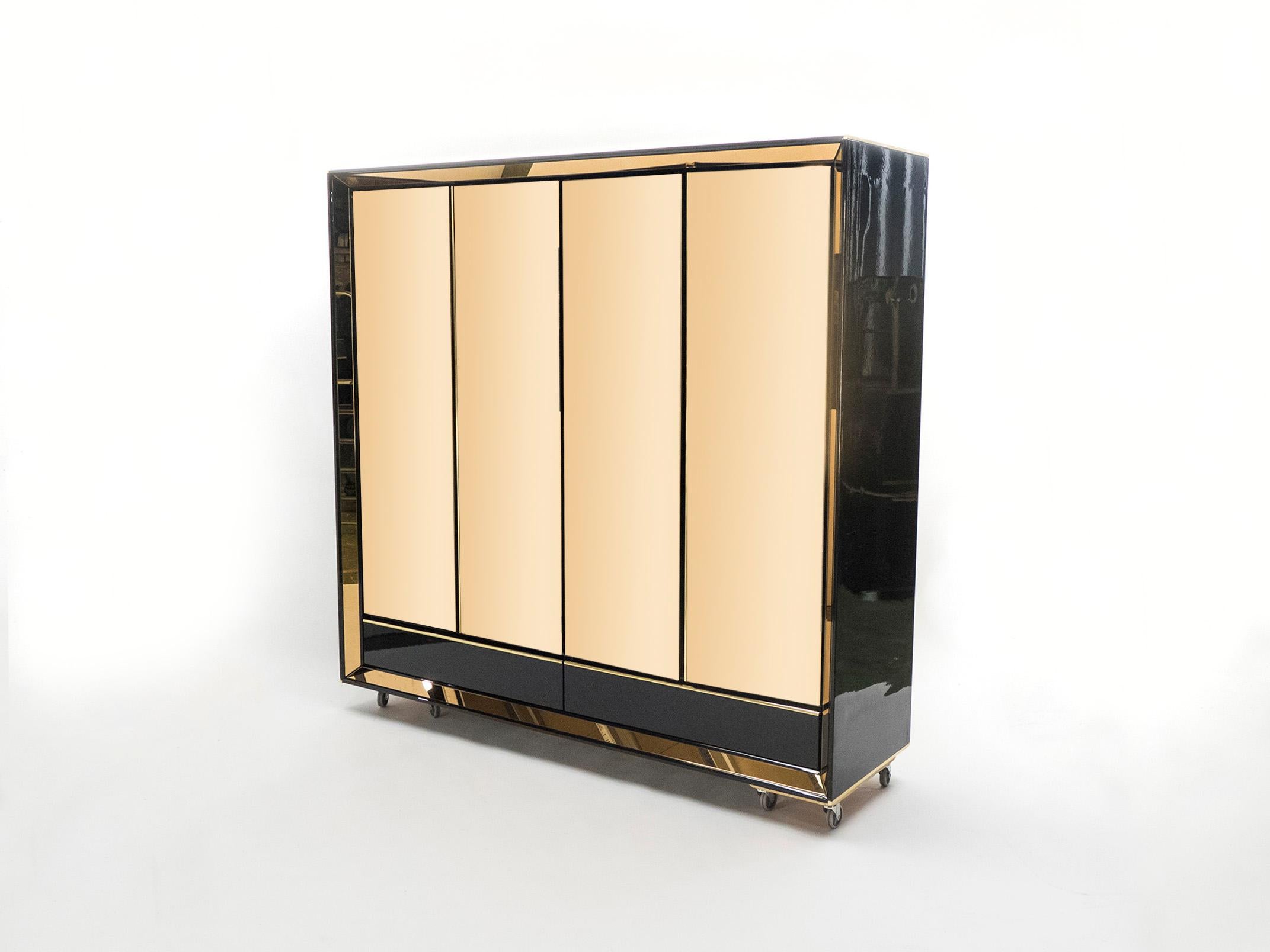Large Italian Sandro Petti Black Lacquered Brass Mirrored Wardrobe Cabinet 1970s 1