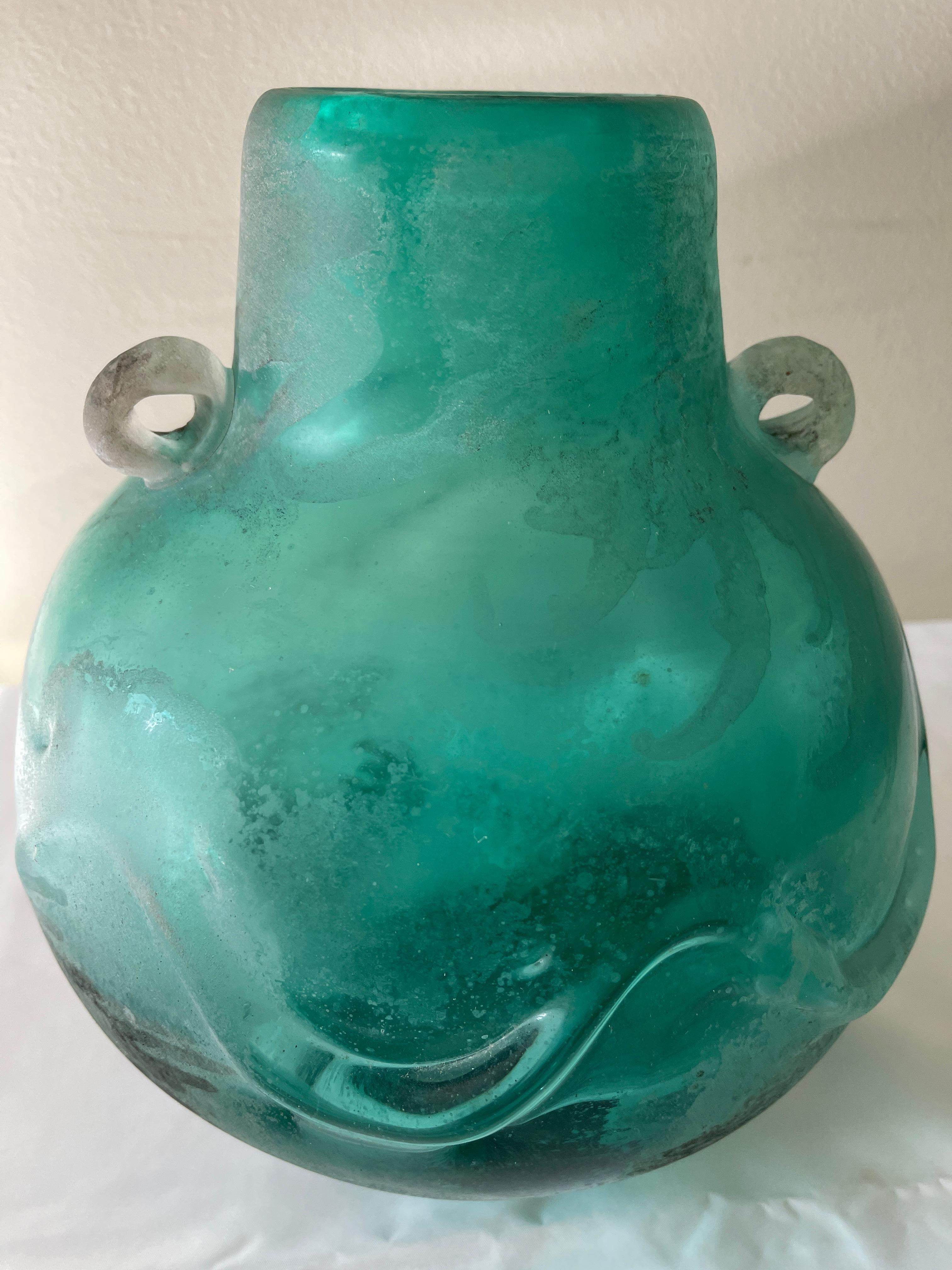 Large Italian Scavo Corroso Aquamarine Glass Urn Vase For Sale 2