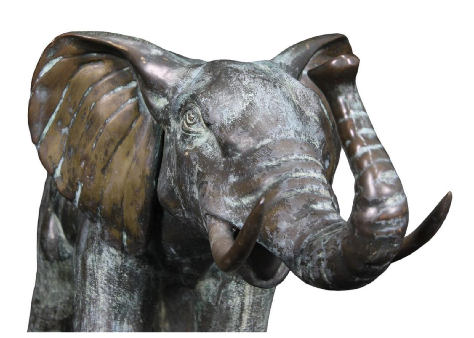 LARGE italienische CULPTURE „ELEPHANT“ aus patinierter Bronze, 19. Jahrhundert  (Italienisch) im Angebot