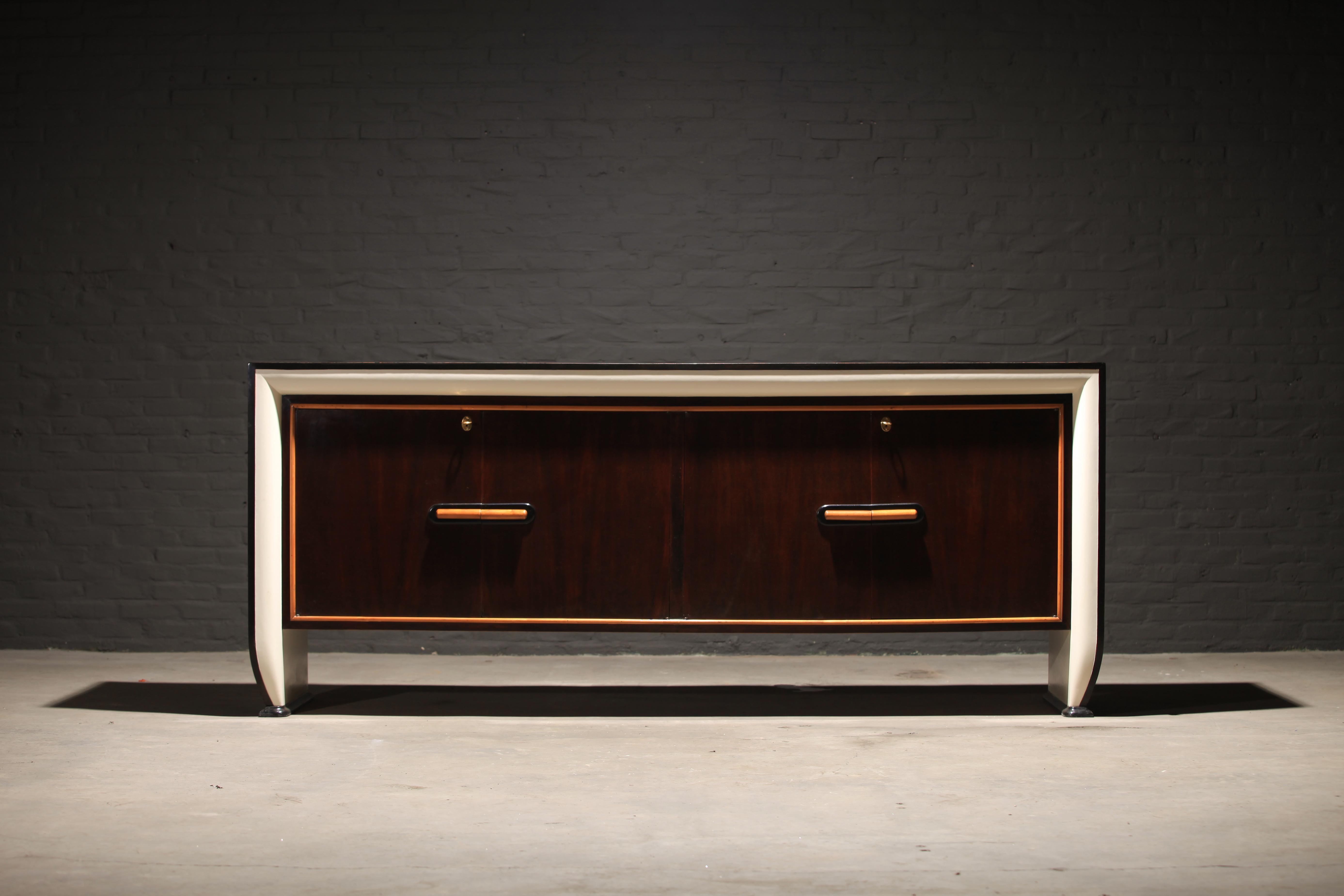 Mid-Century Modern Large Italian Sideboard Attributed to Osvaldo Borsani for Atelier Borsani, 1950s