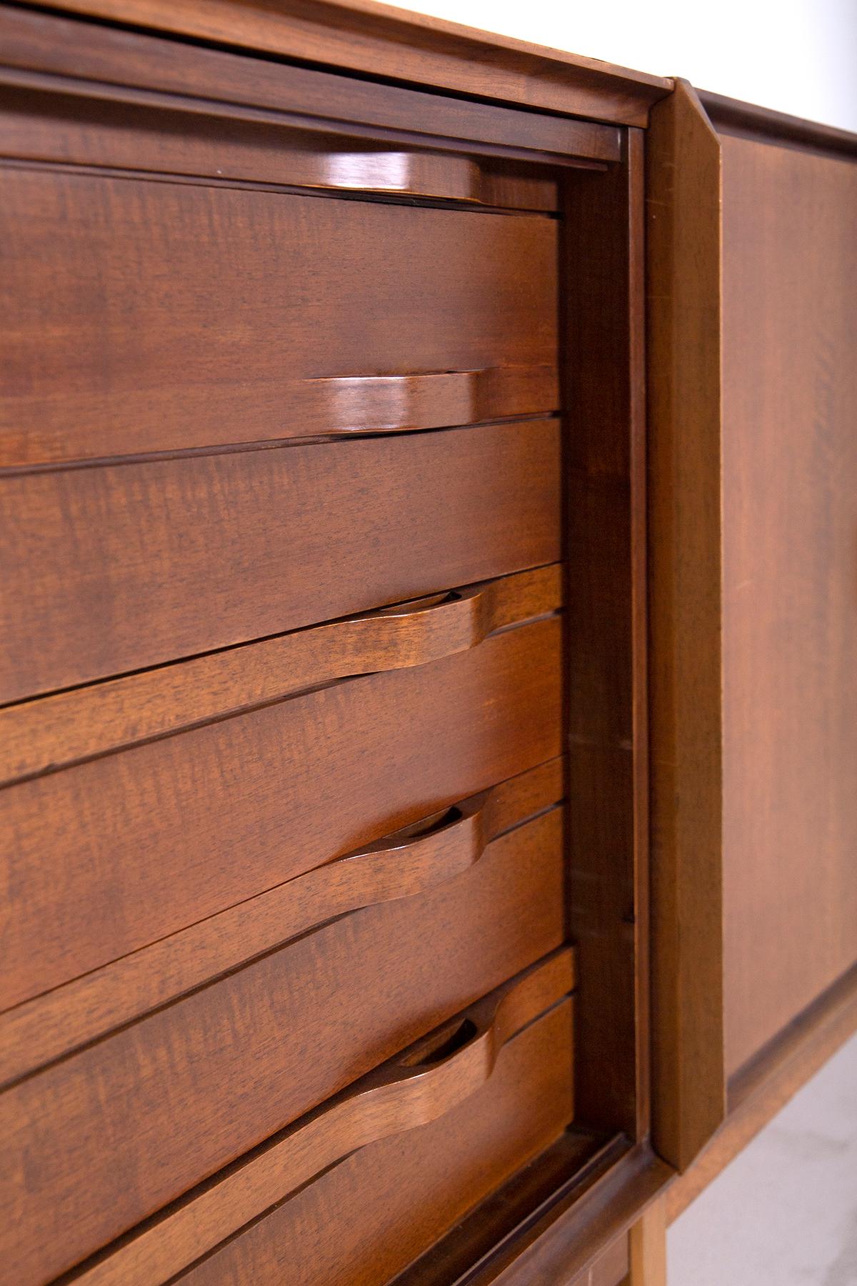 Large Italian Sideboard in Walnut from the 1950s 3