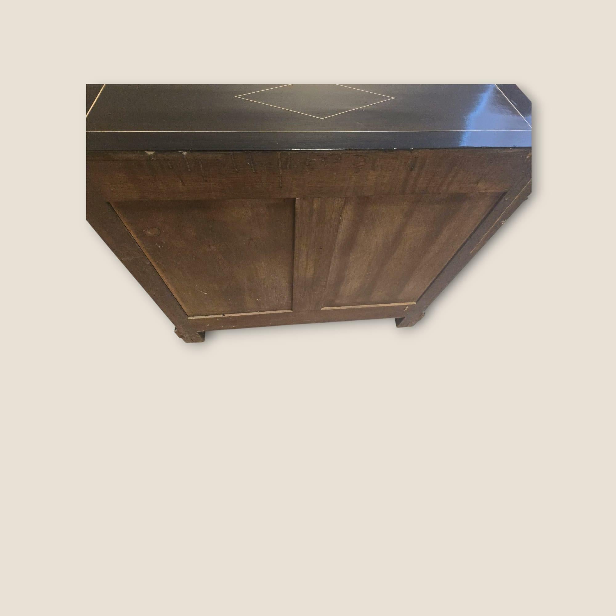 Large Italian Sideboard with Marquetry – 19th Century For Sale 13