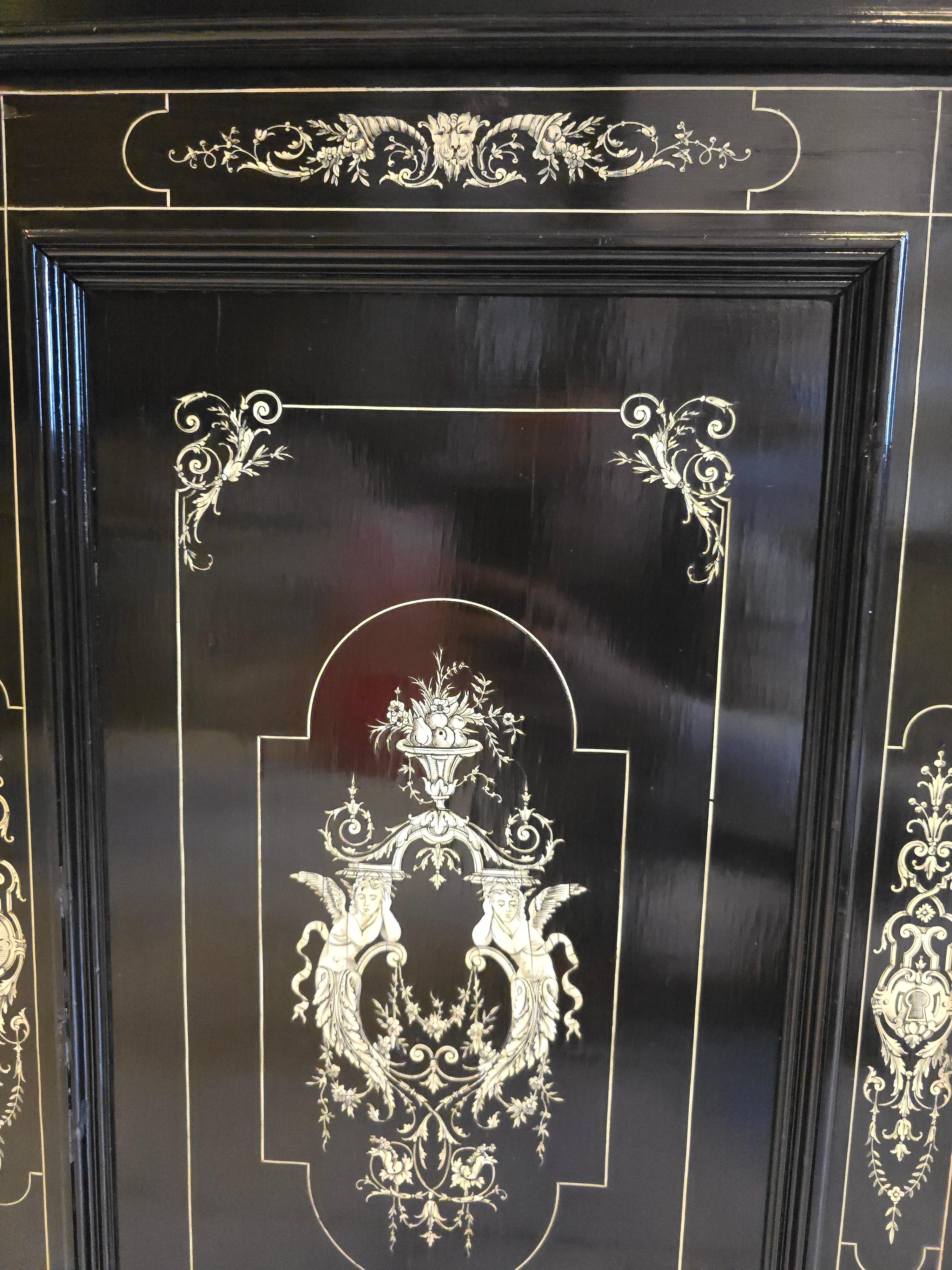 Fruitwood Large Italian Sideboard with Marquetry – 19th Century For Sale