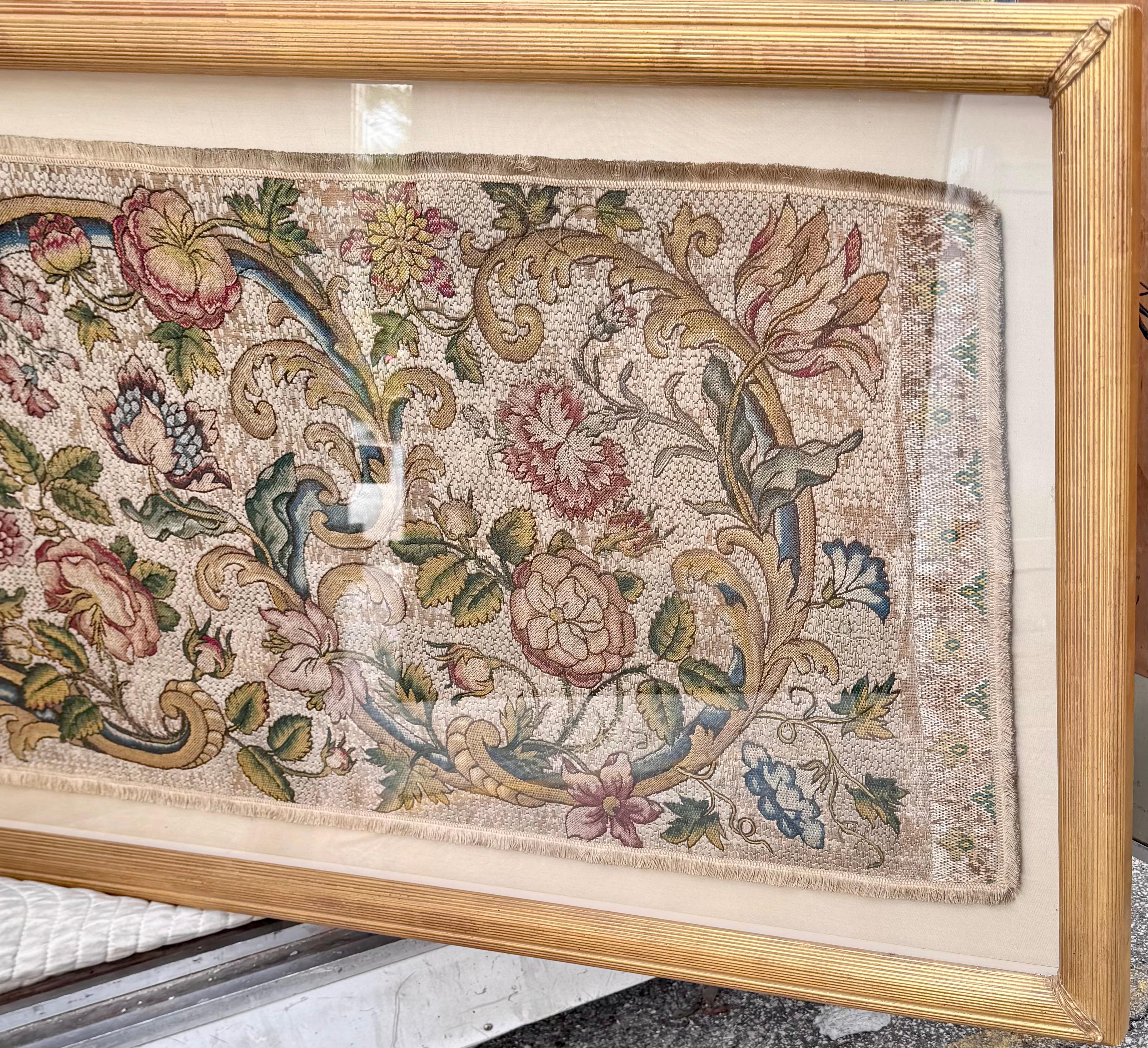 Grand panneau textile en broderie de soie italienne en vente 4