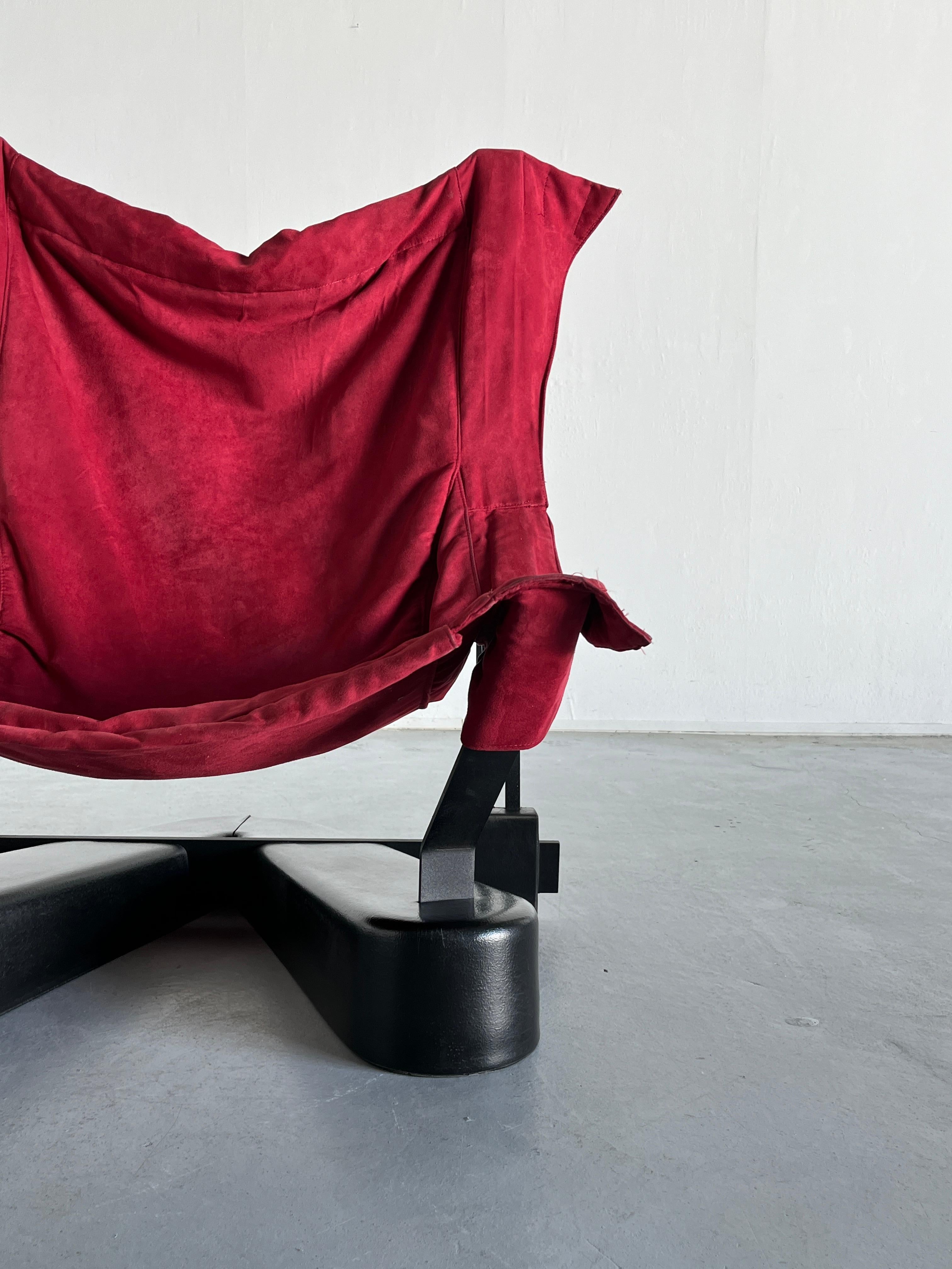 Large Italian Sling Butterfly Lounge Chair in Suede and Metal, 1980s For Sale 1