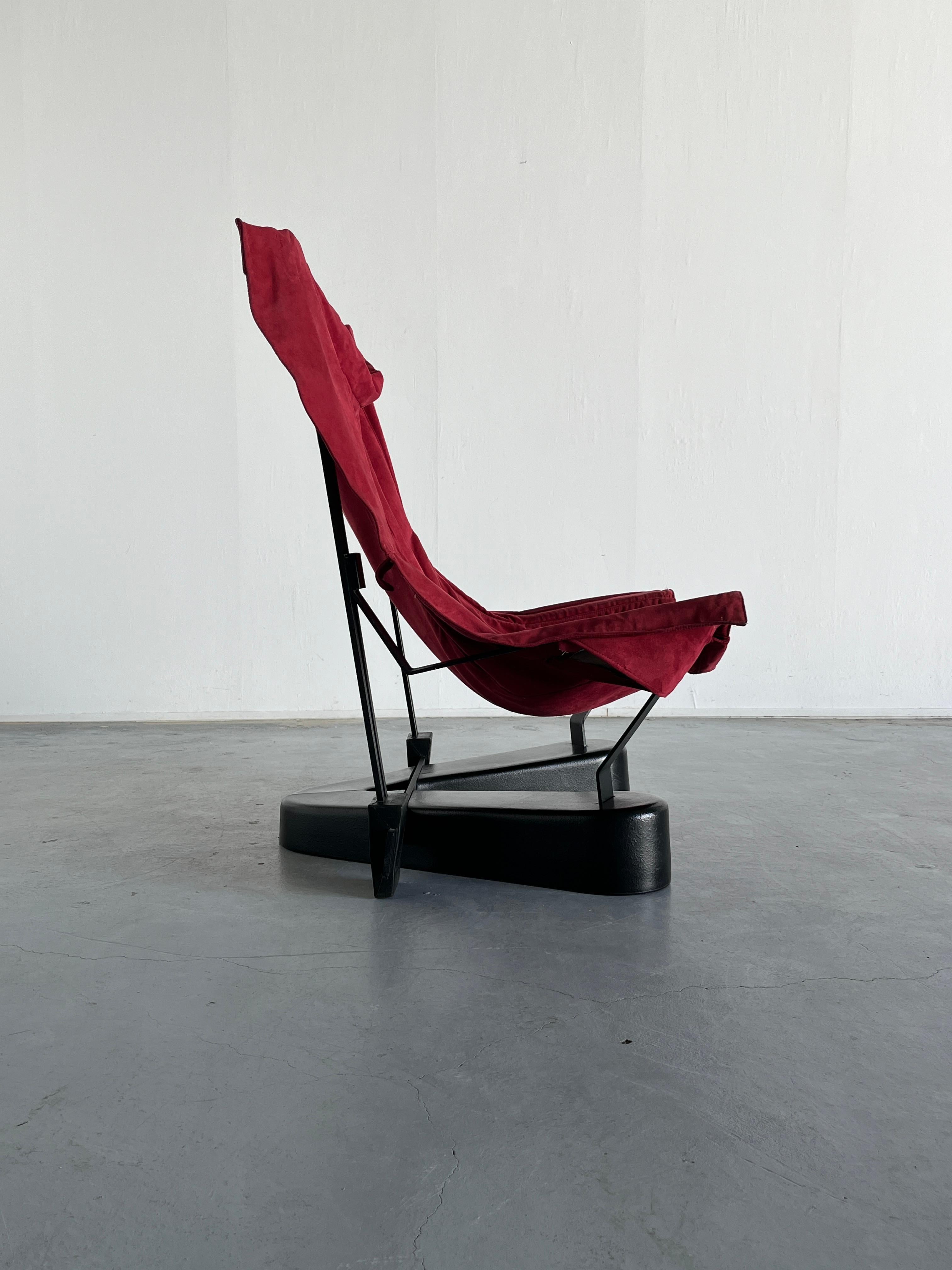 Large Italian Sling Butterfly Lounge Chair in Suede and Metal, 1980s For Sale 2